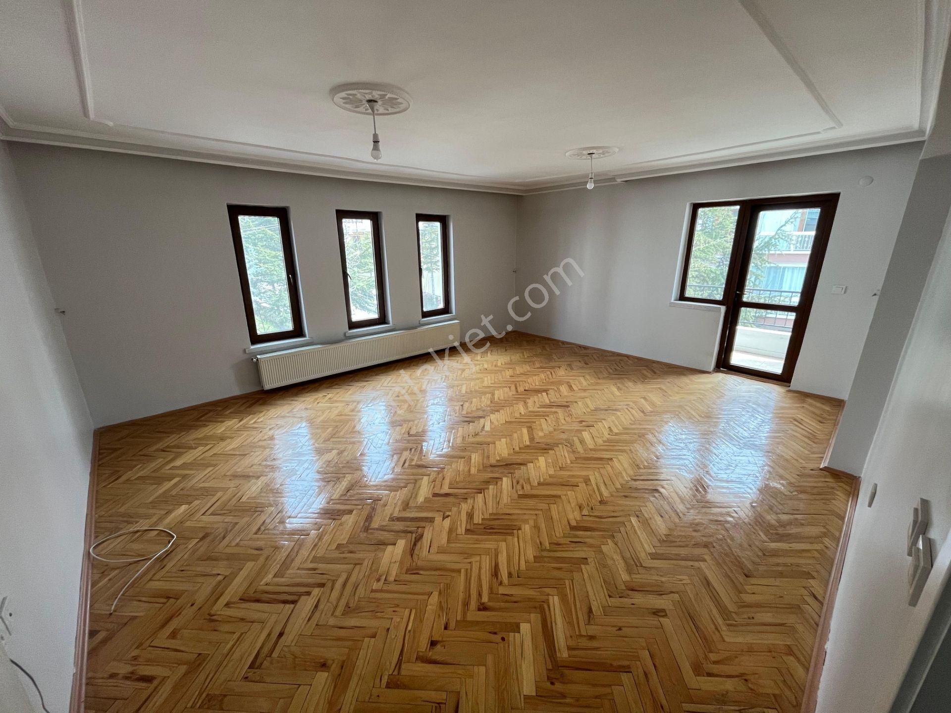 3 Balkonlu E. Banyolu Katta 3+1 - Görsel 18