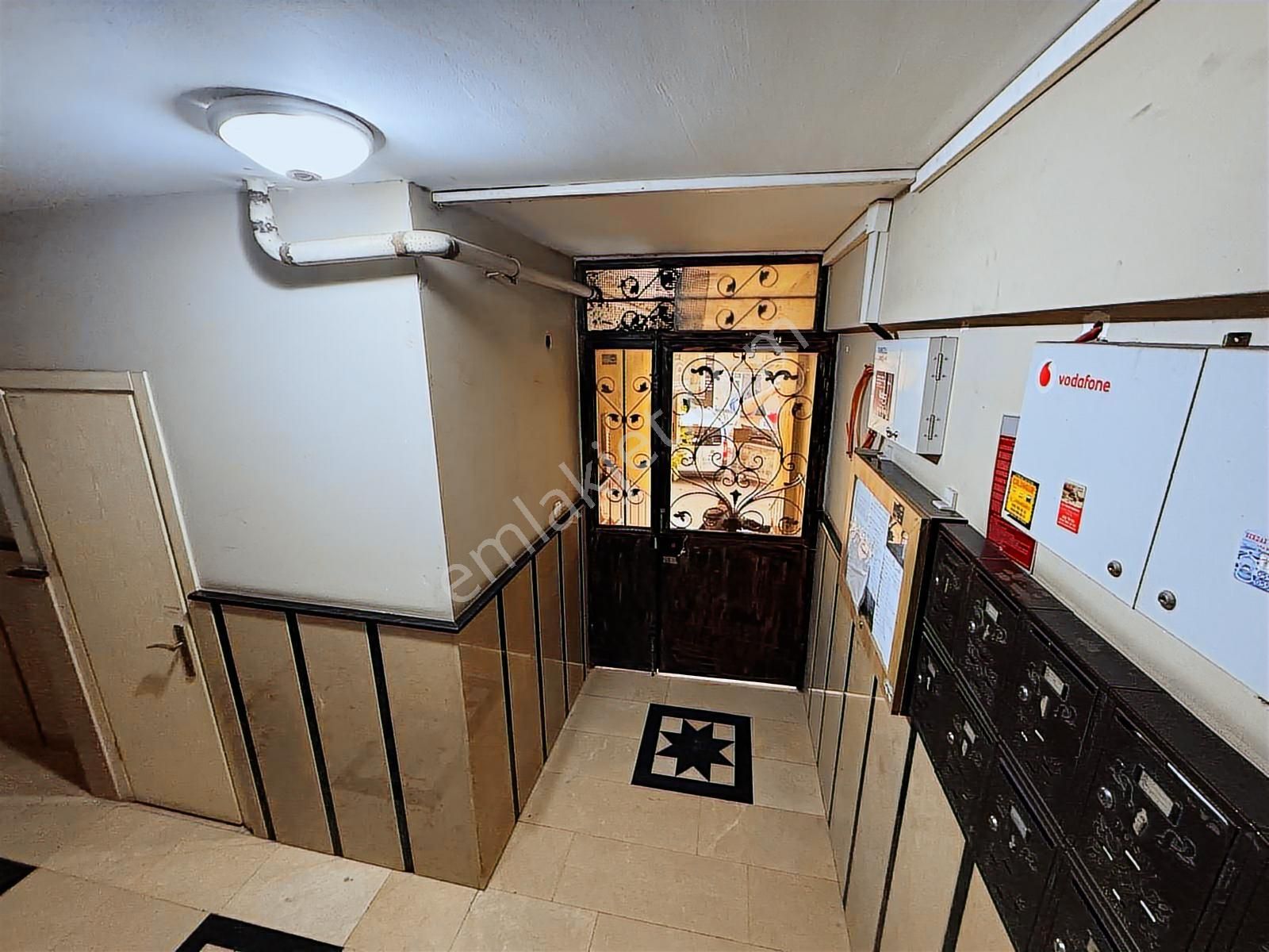 Yeşilyurt Ant Caddesinde Satılık 2+1 Daire - Görsel 18