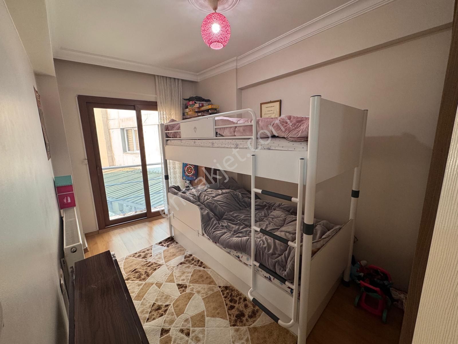 Yeşilyurt Ant Caddesinde Satılık 2+1 Daire - Görsel 32