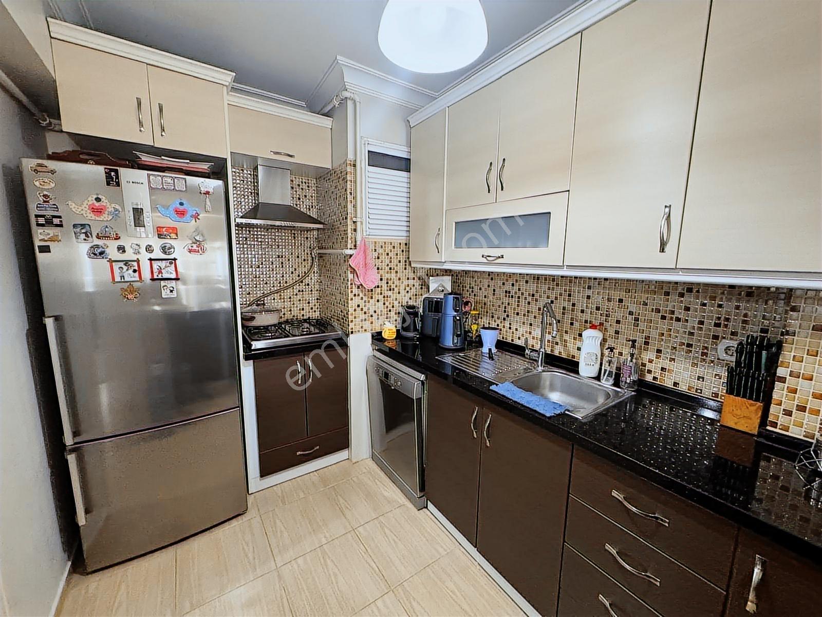 Yeşilyurt Ant Caddesinde Satılık 2+1 Daire - Görsel 16