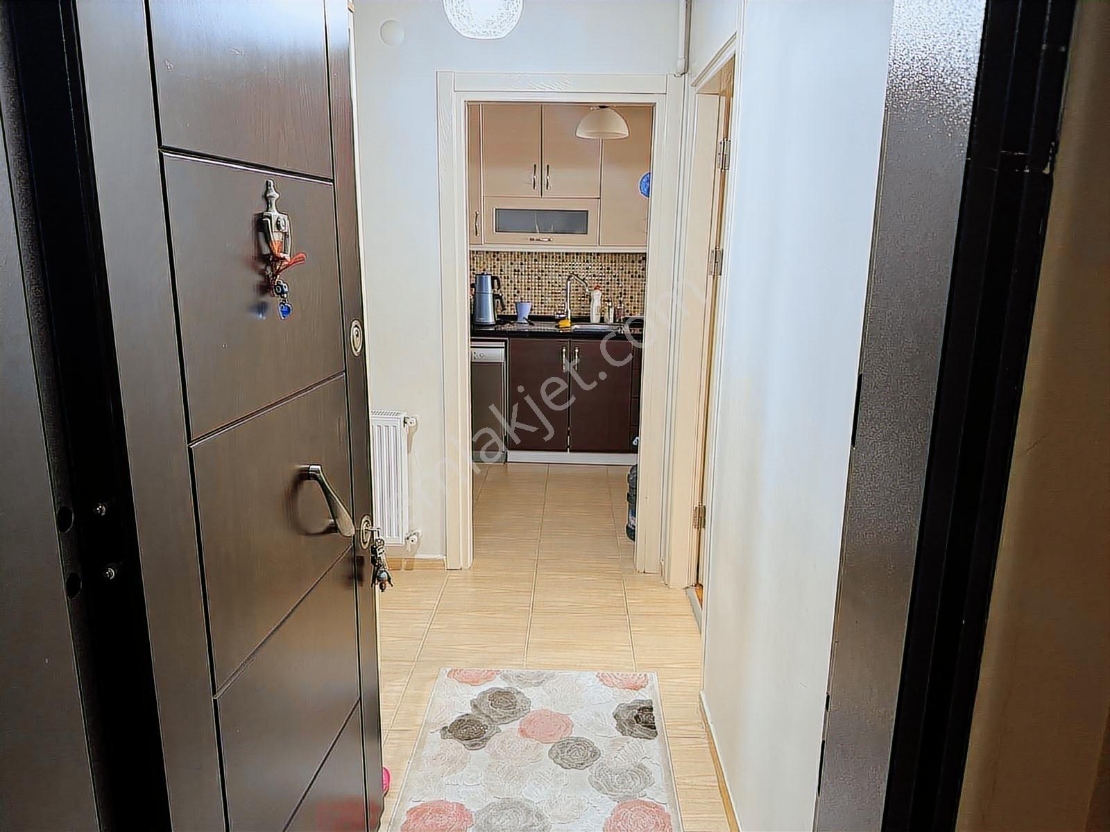 Yeşilyurt Ant Caddesinde Satılık 2+1 Daire - Görsel 10