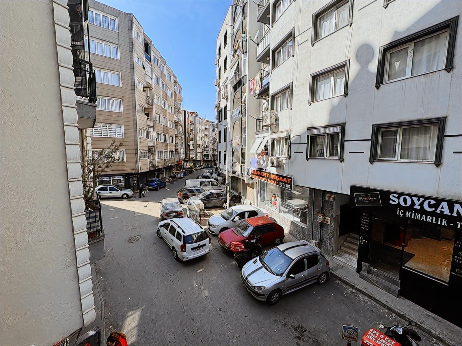 Yeşilyurt Ant Caddesinde Satılık 2+1 Daire - Görsel 27