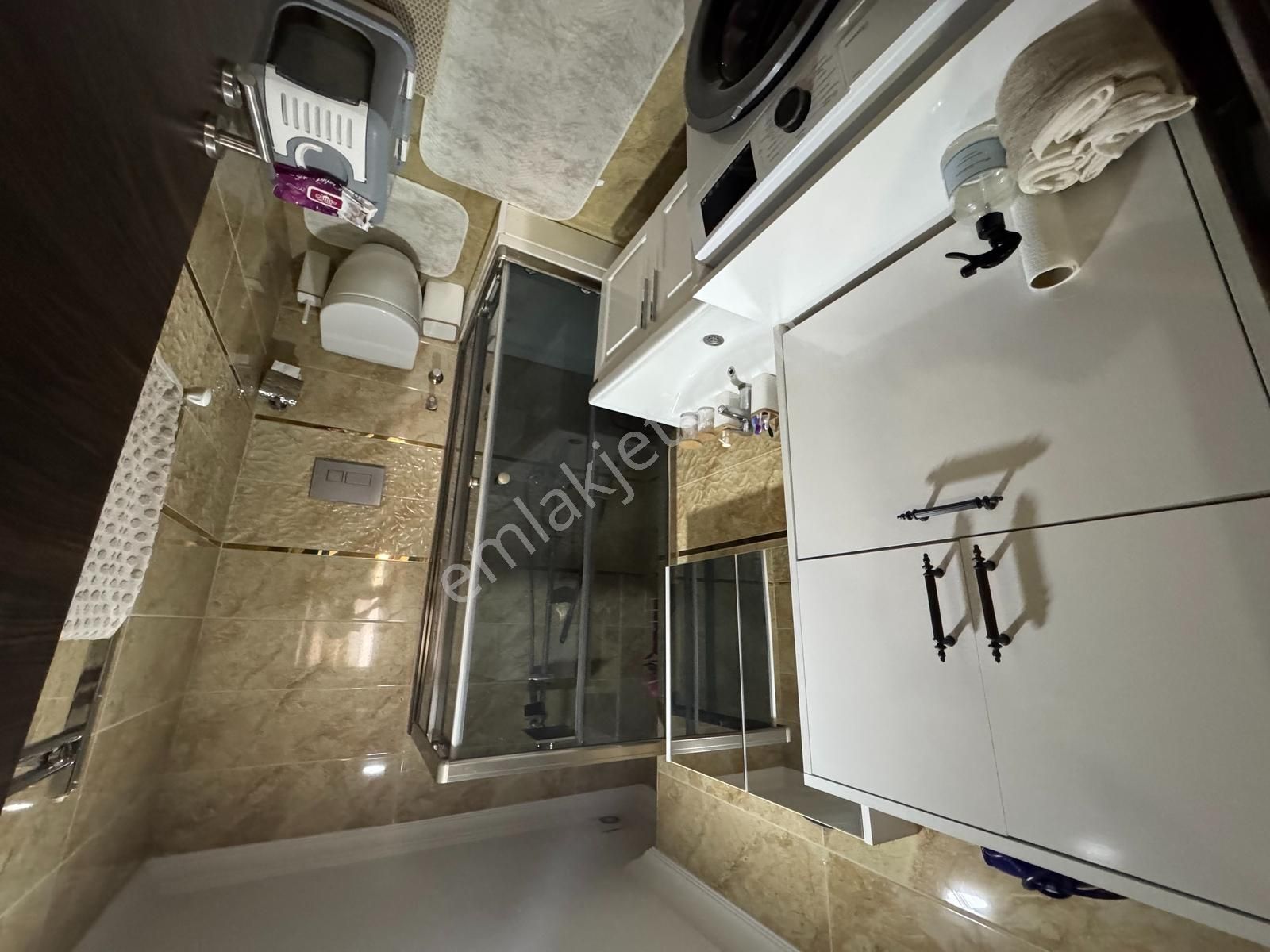 Silivri Yeni Mah. Havuzlu Güvenlikli K.otoparklı Ara Kat 1+1 - Görsel 16