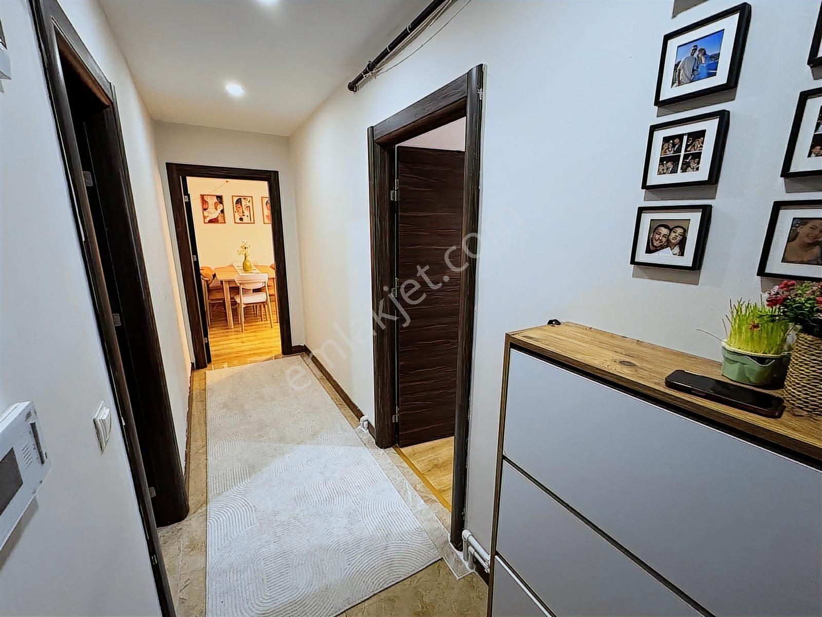 Silivri Yeni Mah. Havuzlu Güvenlikli K.otoparklı Ara Kat 1+1 - Görsel 14