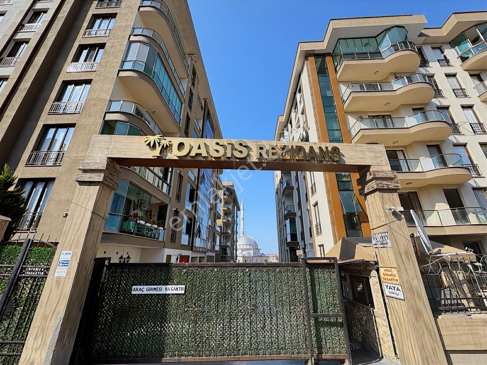 Silivri Yeni Mah. Havuzlu Güvenlikli K.otoparklı Ara Kat 1+1 - Görsel 2