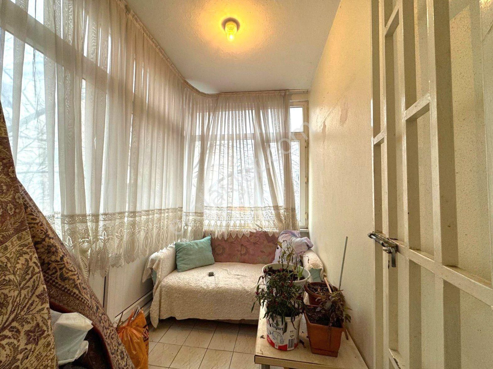 Bahçelievler Mrkz. Adnankahveci Bulvarında 2+1 90m2 1.kat - Görsel 25