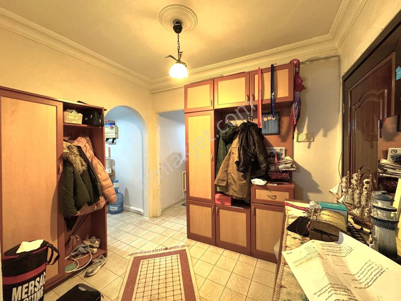 Bahçelievler Mrkz. Adnankahveci Bulvarında 2+1 90m2 1.kat - Görsel 2