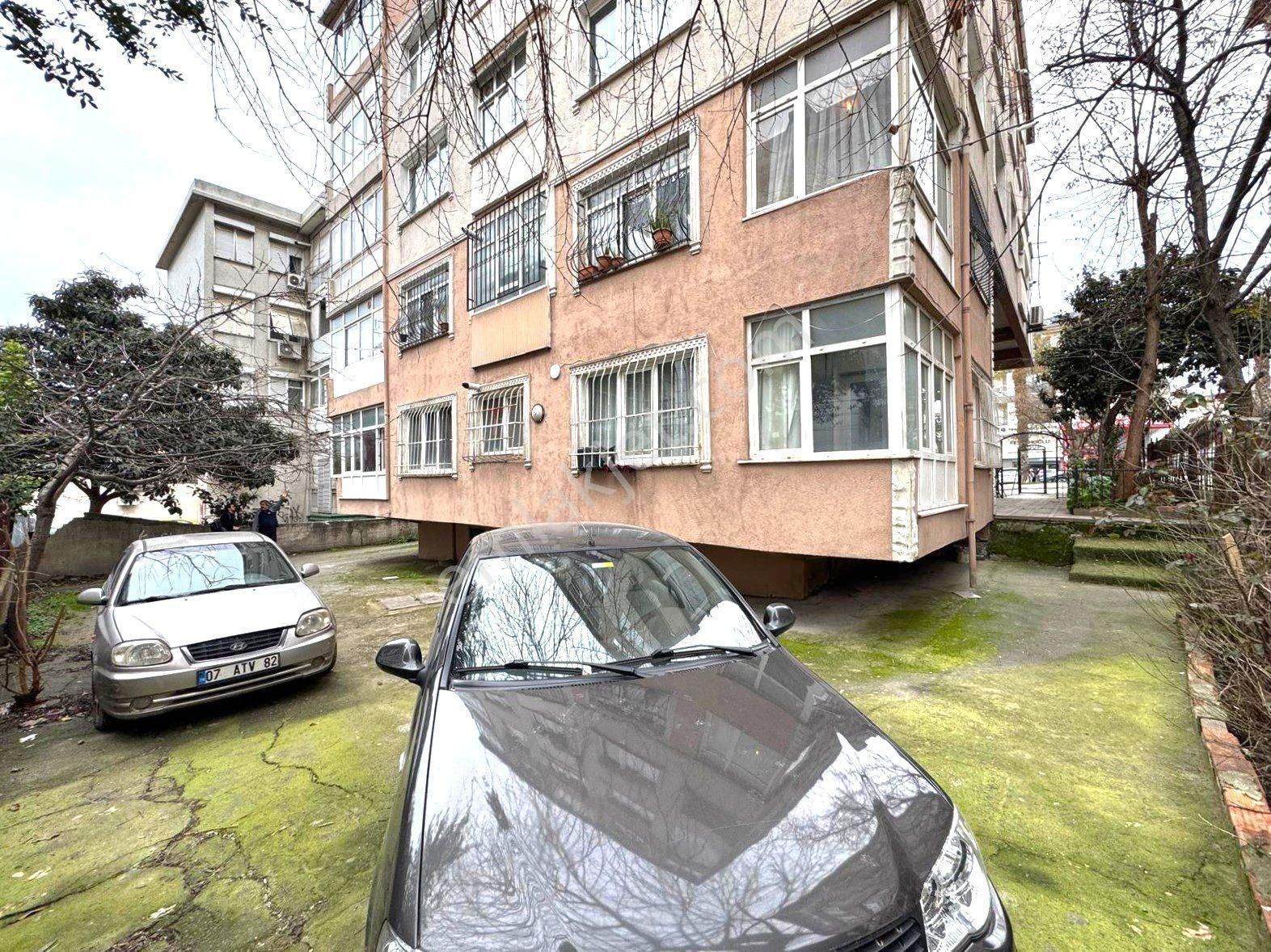 Bahçelievler Mrkz. Adnankahveci Bulvarında 2+1 90m2 1.kat - Görsel 33