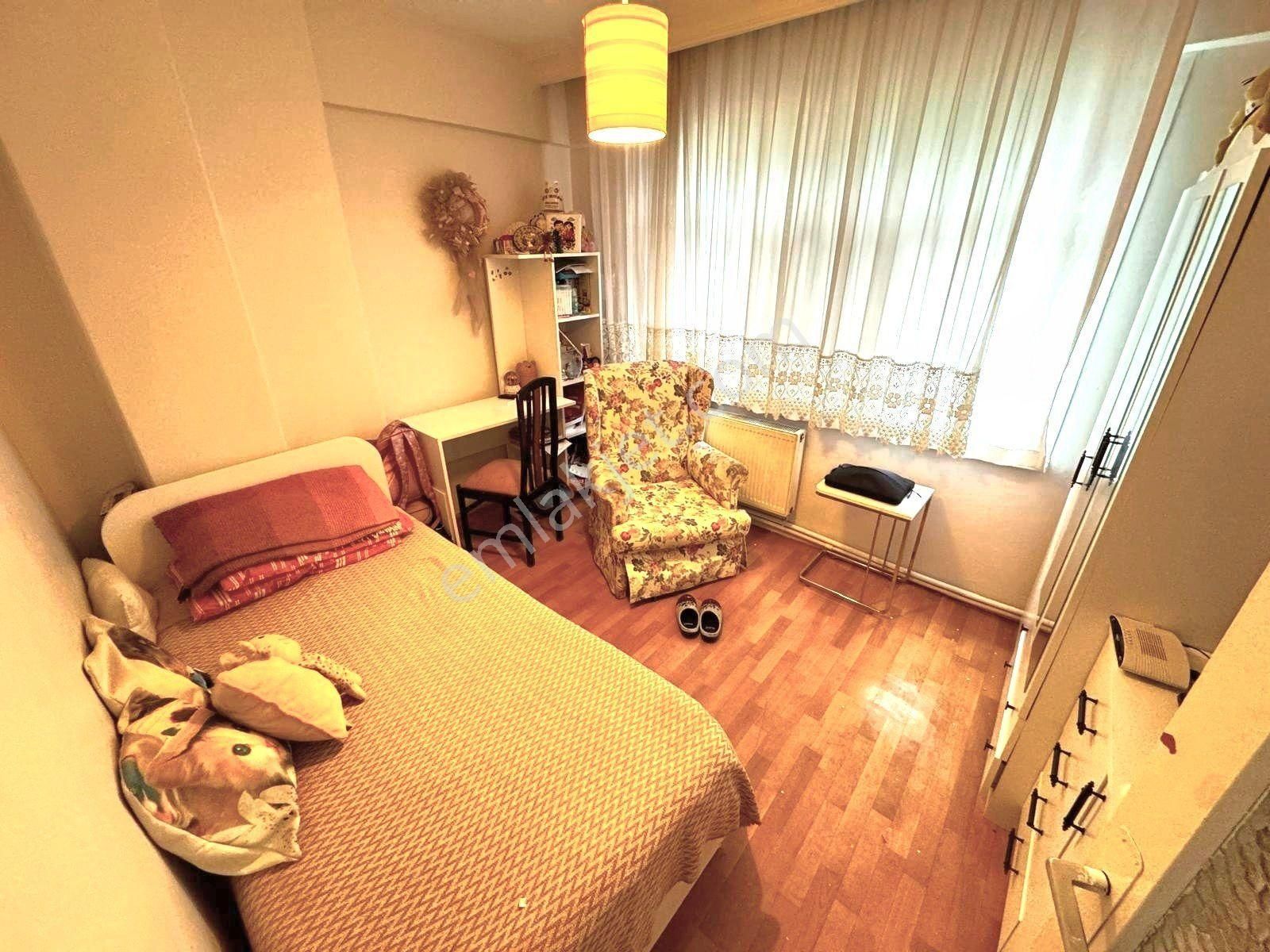 Bahçelievler Mrkz. Adnankahveci Bulvarında 2+1 90m2 1.kat - Görsel 17