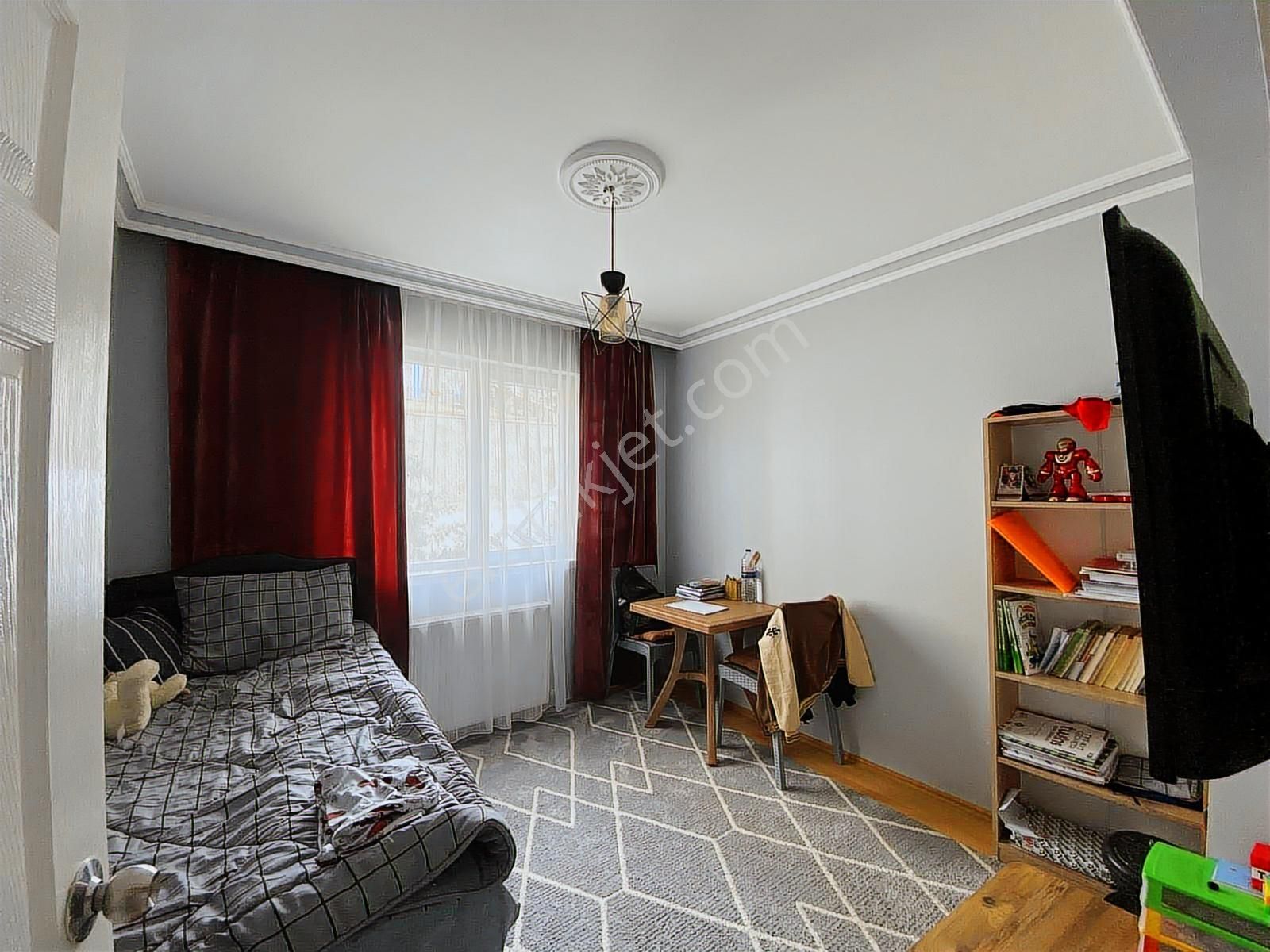 Ahi Mesut' Da Otoparklı Site İçinde Satılık 3+1 Daire - Görsel 9