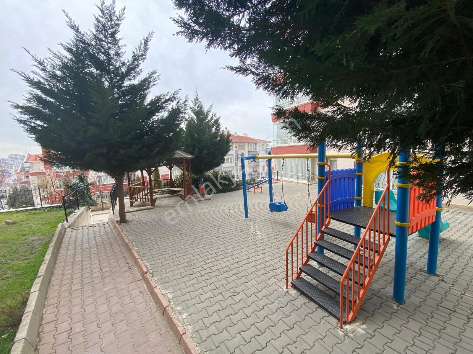Ahi Mesut' Da Otoparklı Site İçinde Satılık 3+1 Daire - Görsel 19