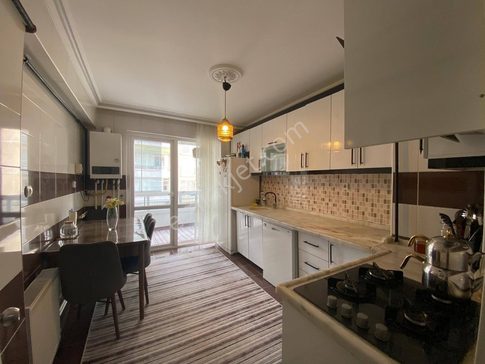 Ahi Mesut' Da Otoparklı Site İçinde Satılık 3+1 Daire - Görsel 15