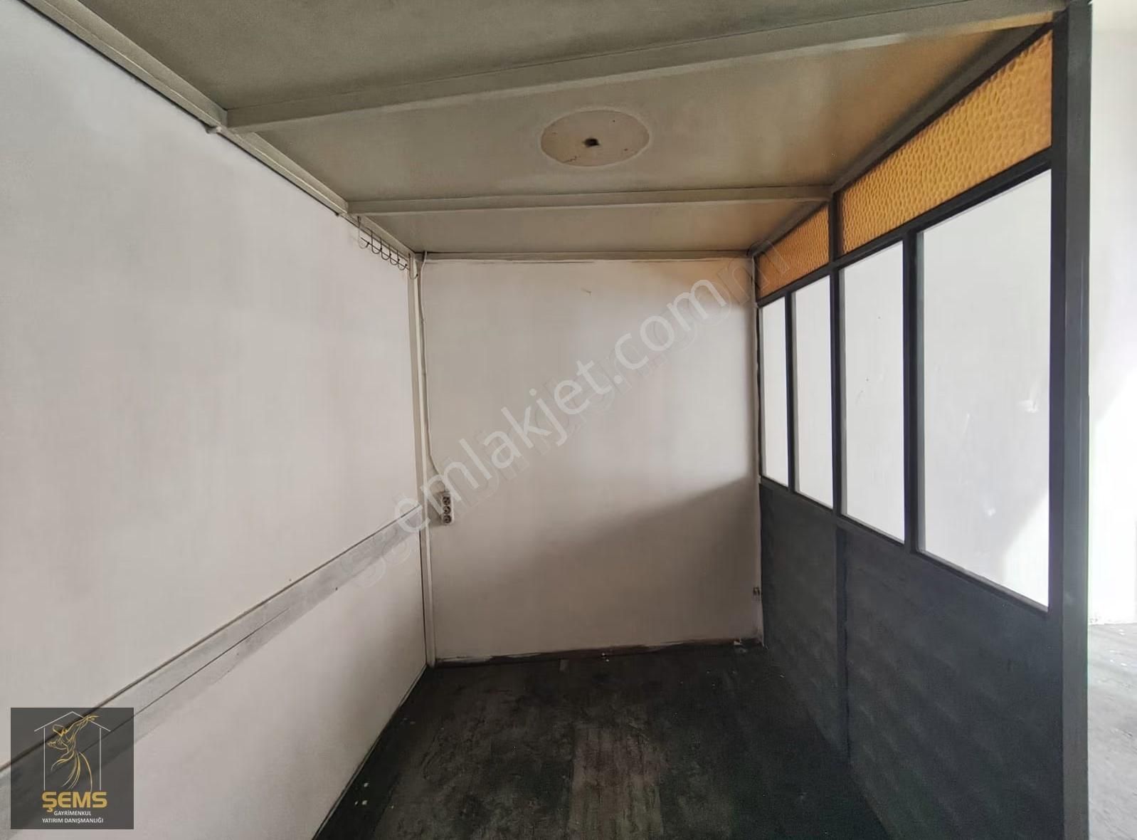 Satılık 2 Adet Bitişik Yan Yana Ayrı Ayrı Tapulu Dükkan Ofis - Görsel 3