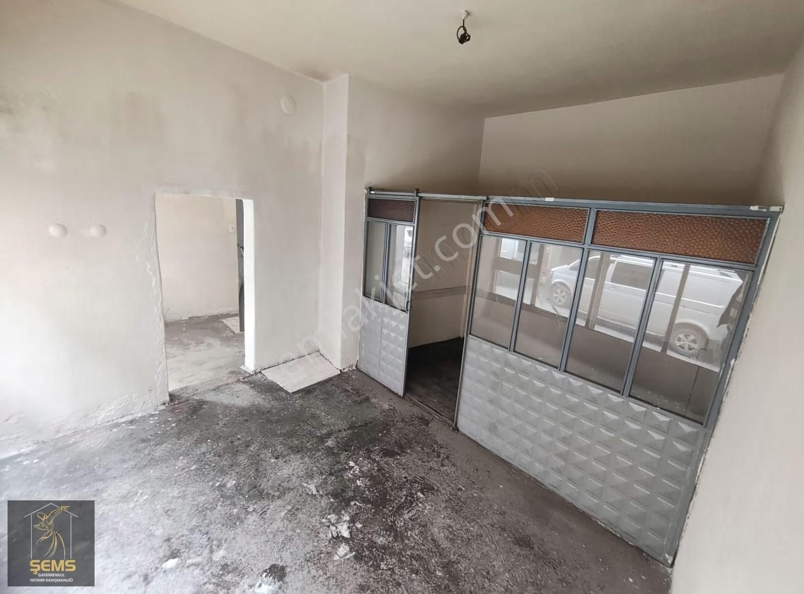 Satılık 2 Adet Bitişik Yan Yana Ayrı Ayrı Tapulu Dükkan Ofis - Görsel 10