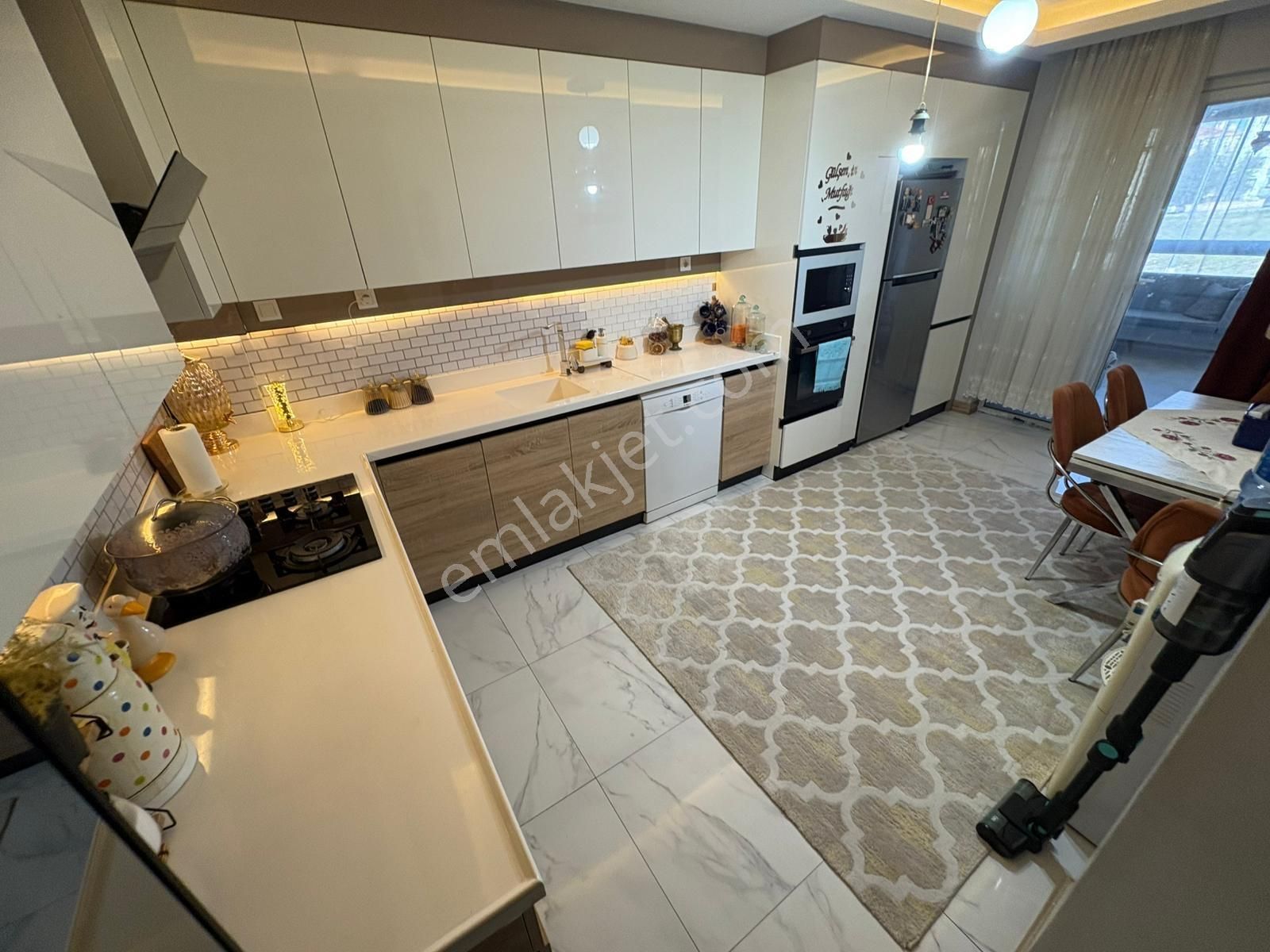 Elvan'da 3+1 G.odalı Asansörlü Kilerli Ara Katta Full Yapı Daire - Görsel 19