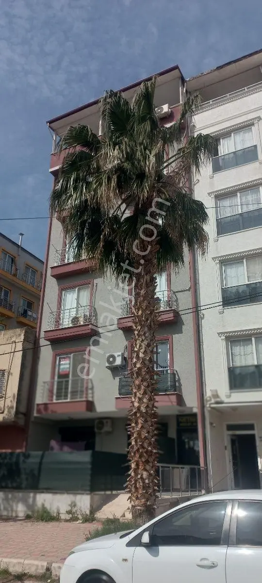 İskenderun Meydan Mah.yapı Kullanımlı Hasarsız 1+1 Satılık Daire - Görsel 3