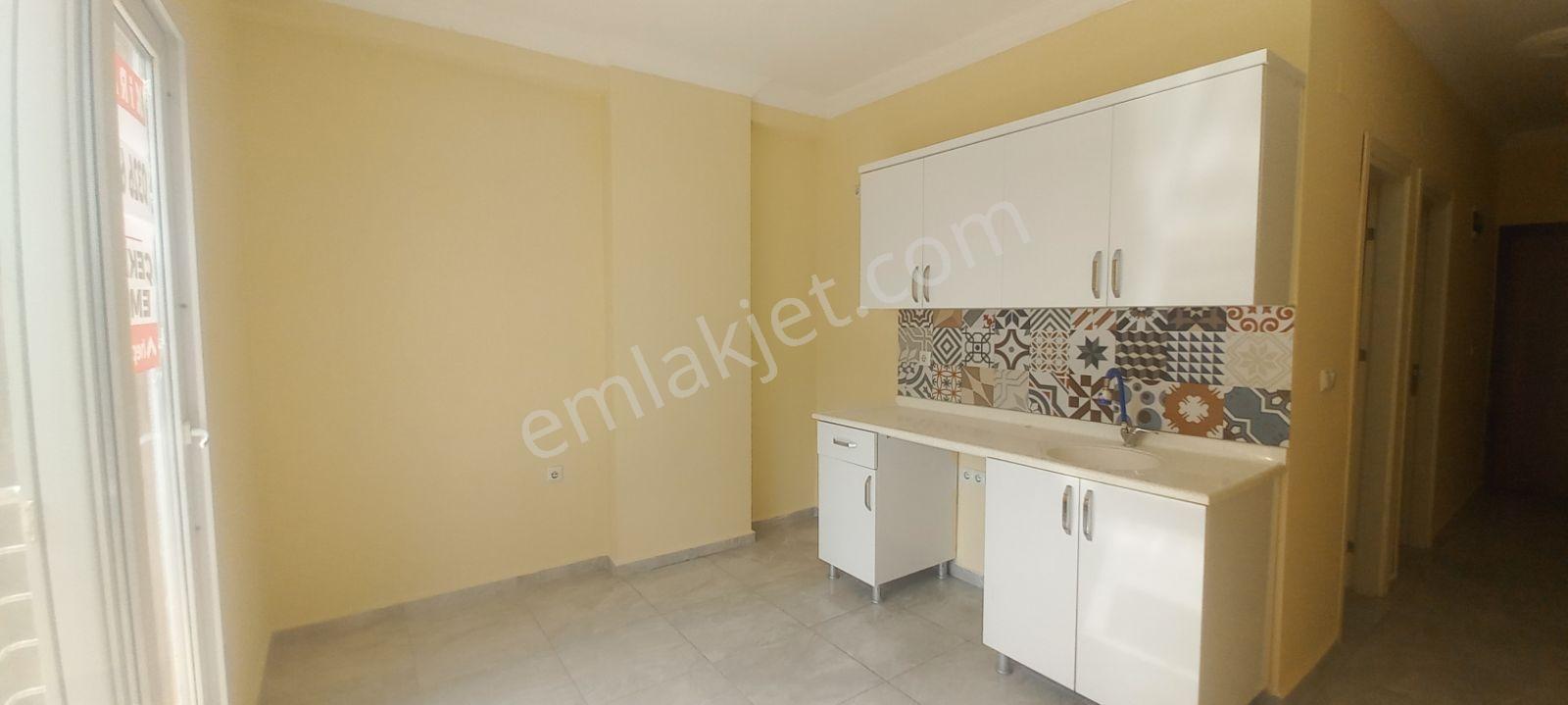 İskenderun Meydan Mah.yapı Kullanımlı Hasarsız 1+1 Satılık Daire - Görsel 14