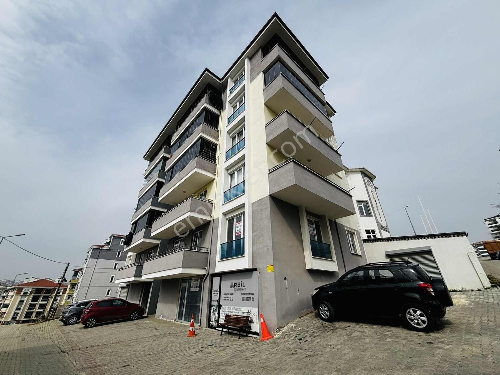 Teski Binası Üstünde Satılık | Çiflikönü, Süleymanpaşa - Görsel 3