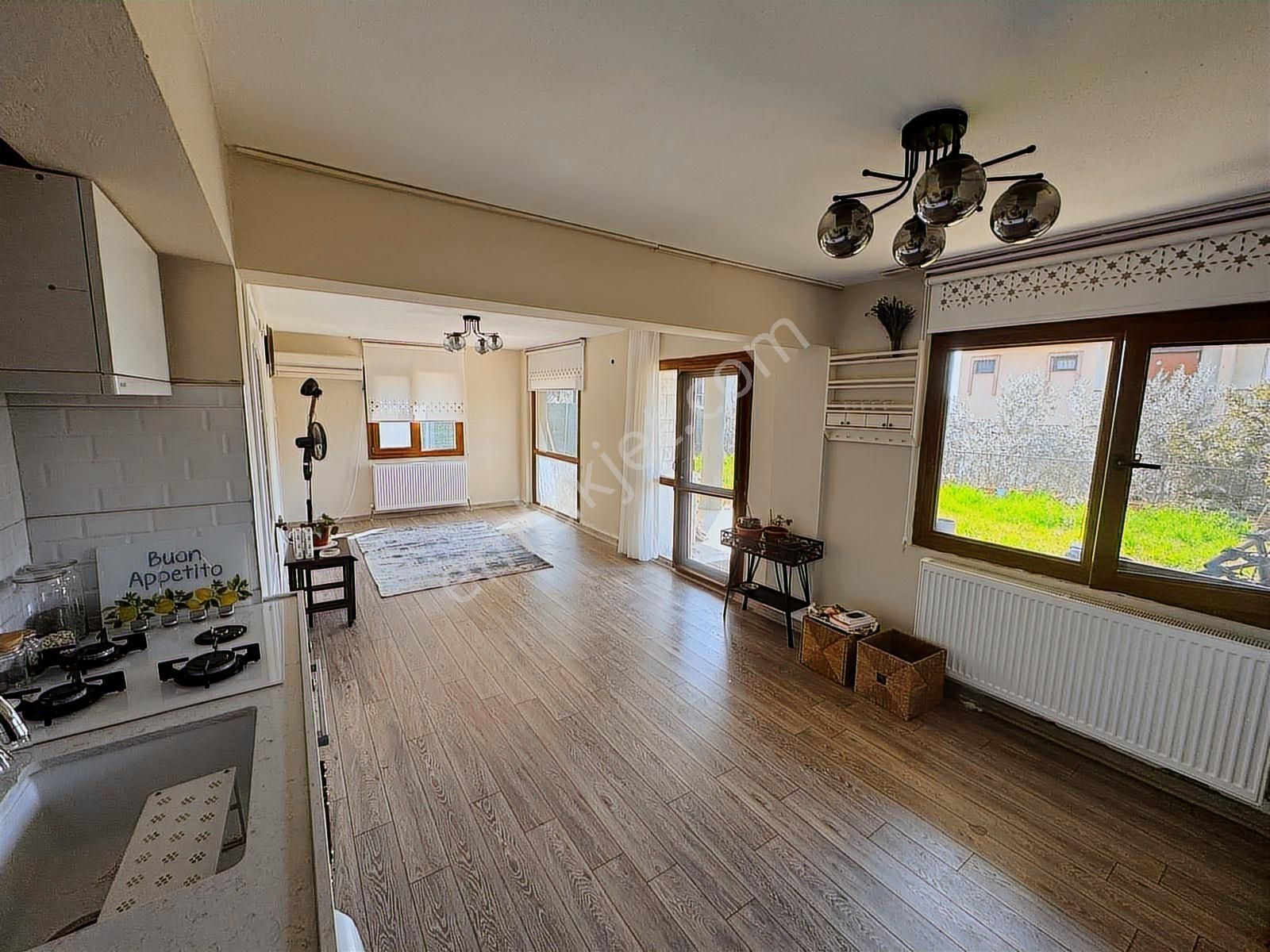 Villakentte Satılık 4+2 Satılık Triplex Villa - Görsel 2