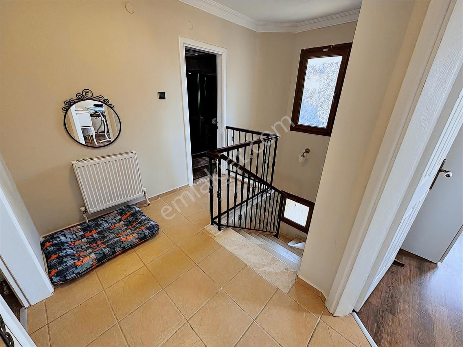 Villakentte Satılık 4+2 Satılık Triplex Villa - Görsel 14