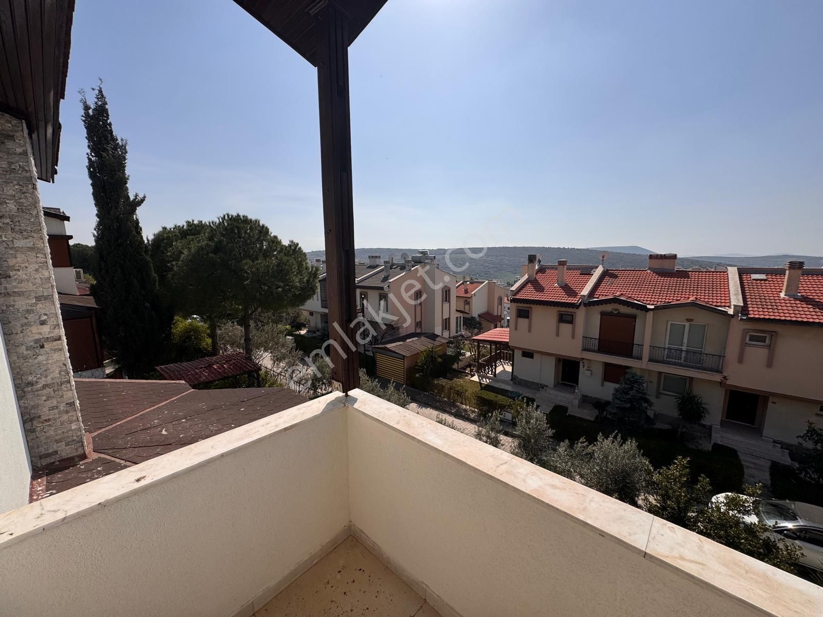 Villakentte Satılık 4+2 Satılık Triplex Villa - Görsel 10