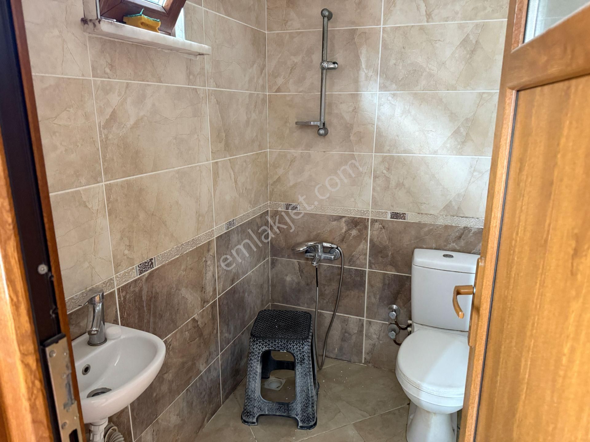 Yankıdan Talatpaşa Cd.de Asansör 100m2 Kiralık Geniş 1+1 Daire - Görsel 18