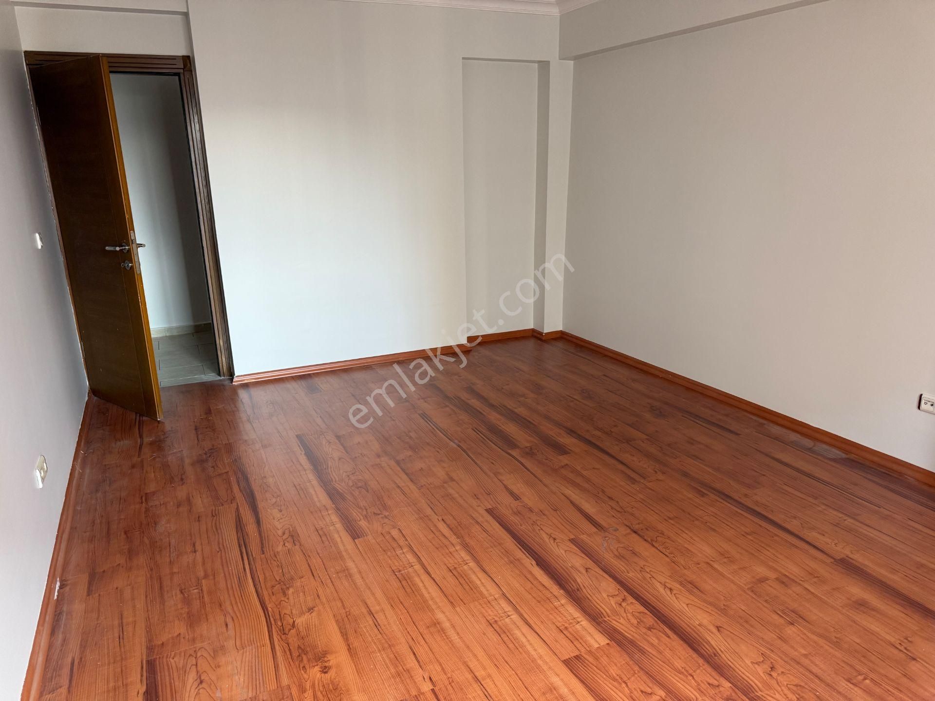 Yankıdan Talatpaşa Cd.de Asansör 100m2 Kiralık Geniş 1+1 Daire - Görsel 15