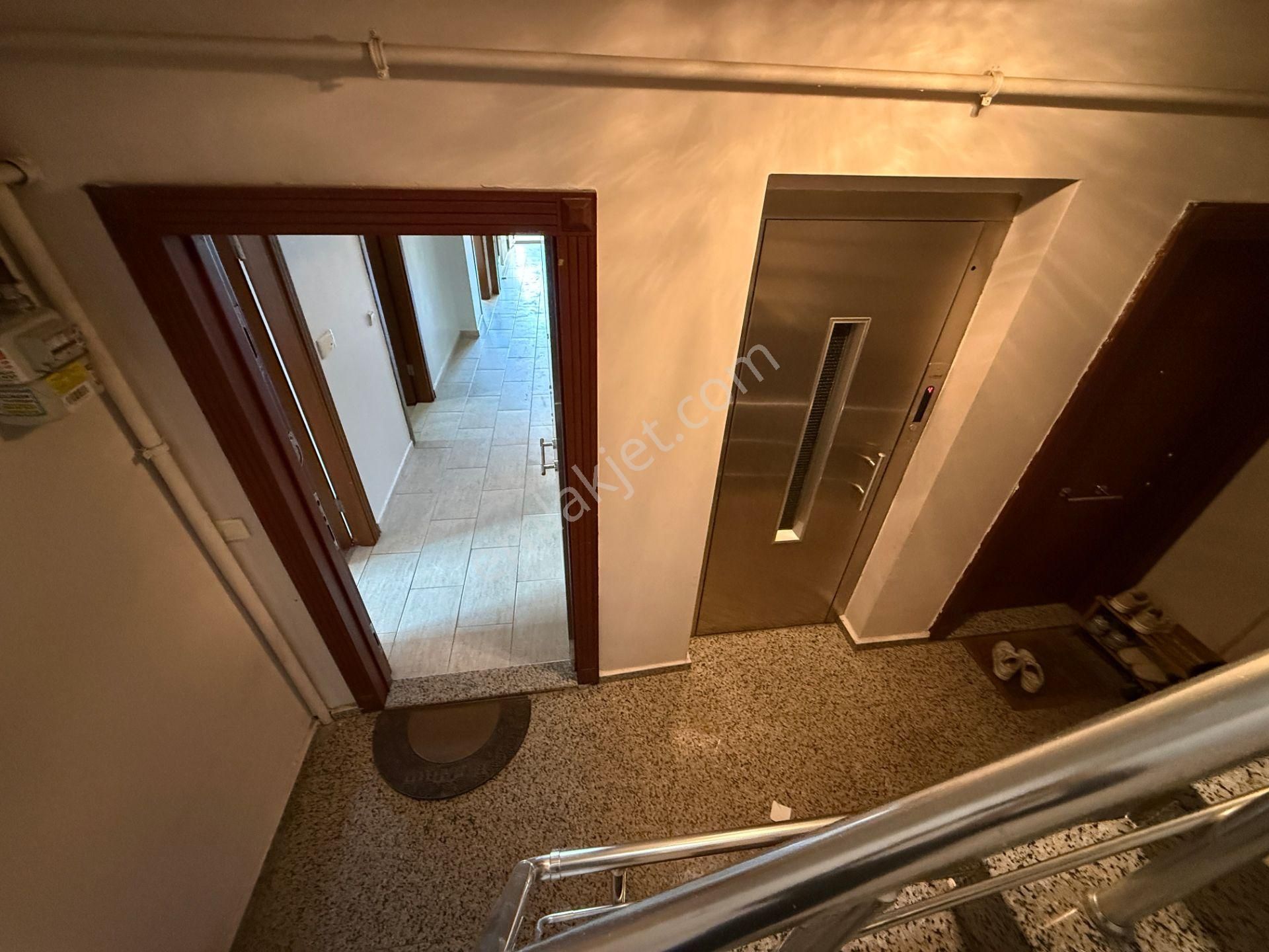 Yankıdan Talatpaşa Cd.de Asansör 100m2 Kiralık Geniş 1+1 Daire - Görsel 33