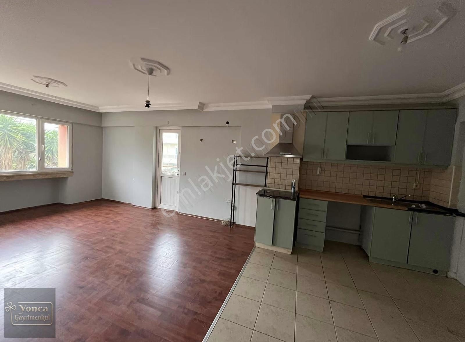 Gürsuda Denize 5 Dakika Mesafede 2+1 Kiralık - Görsel 5