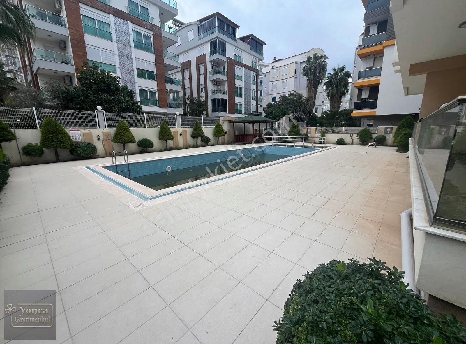 Hurmada Merkezi Lokasyonda Havuzlu Kiralık 4+1 - Görsel 9