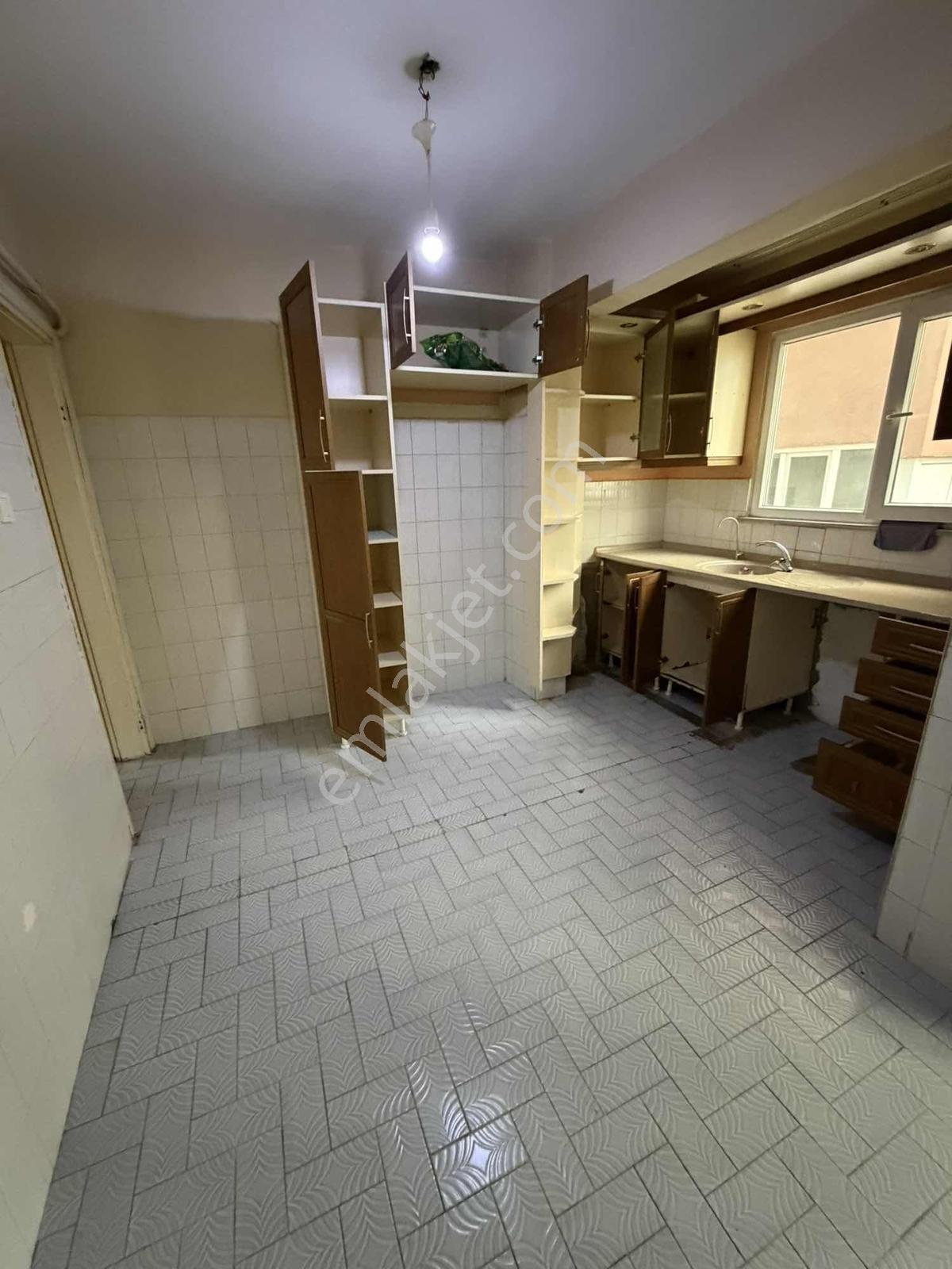 Özgürlük Mah Bekara Uygun 3+1 Kiralık Daıre - Görsel 13
