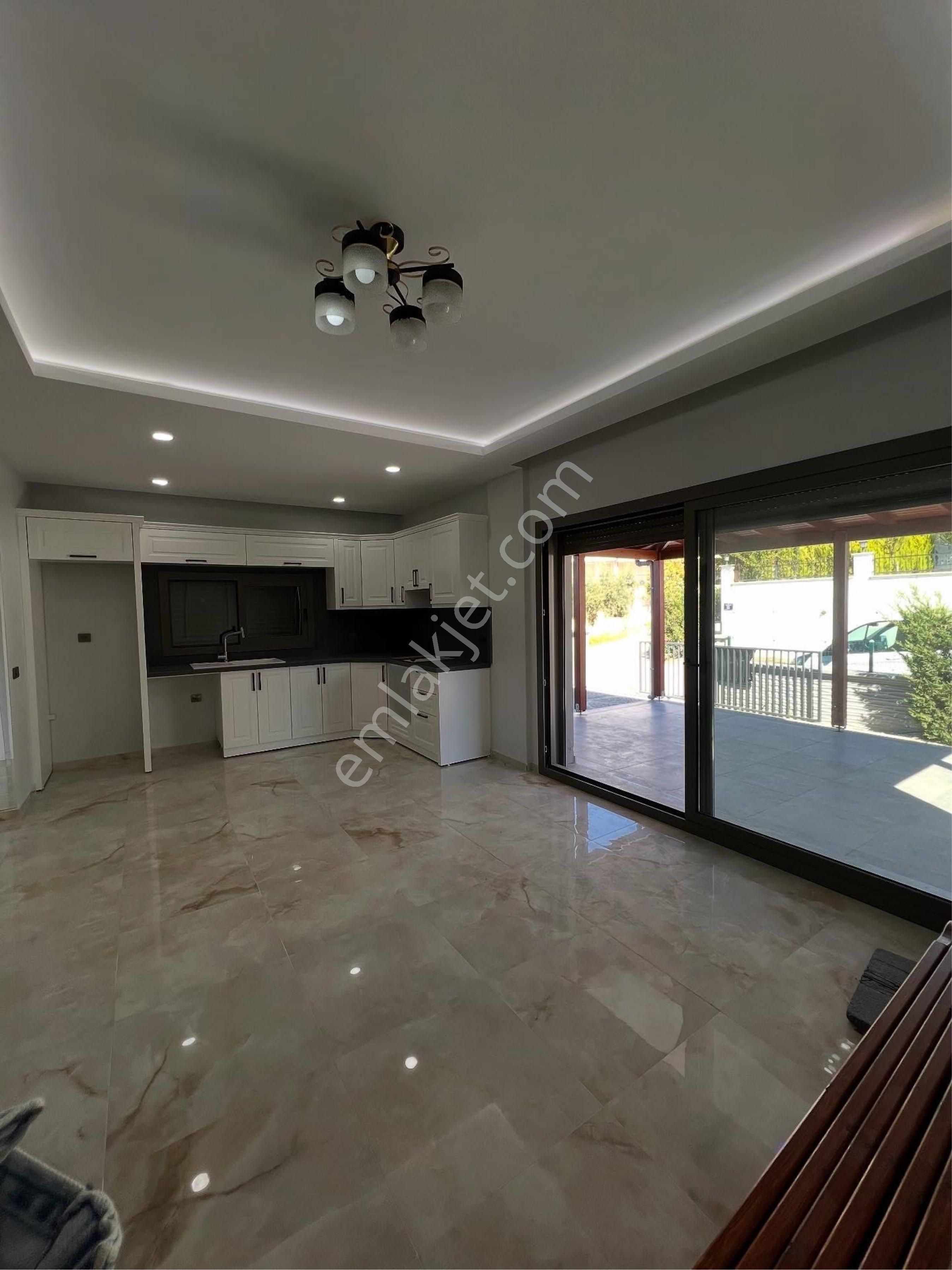 Kuşadası Soğucak’ta 5+1 Satılık Tam Müstakil Villa - Görsel 31