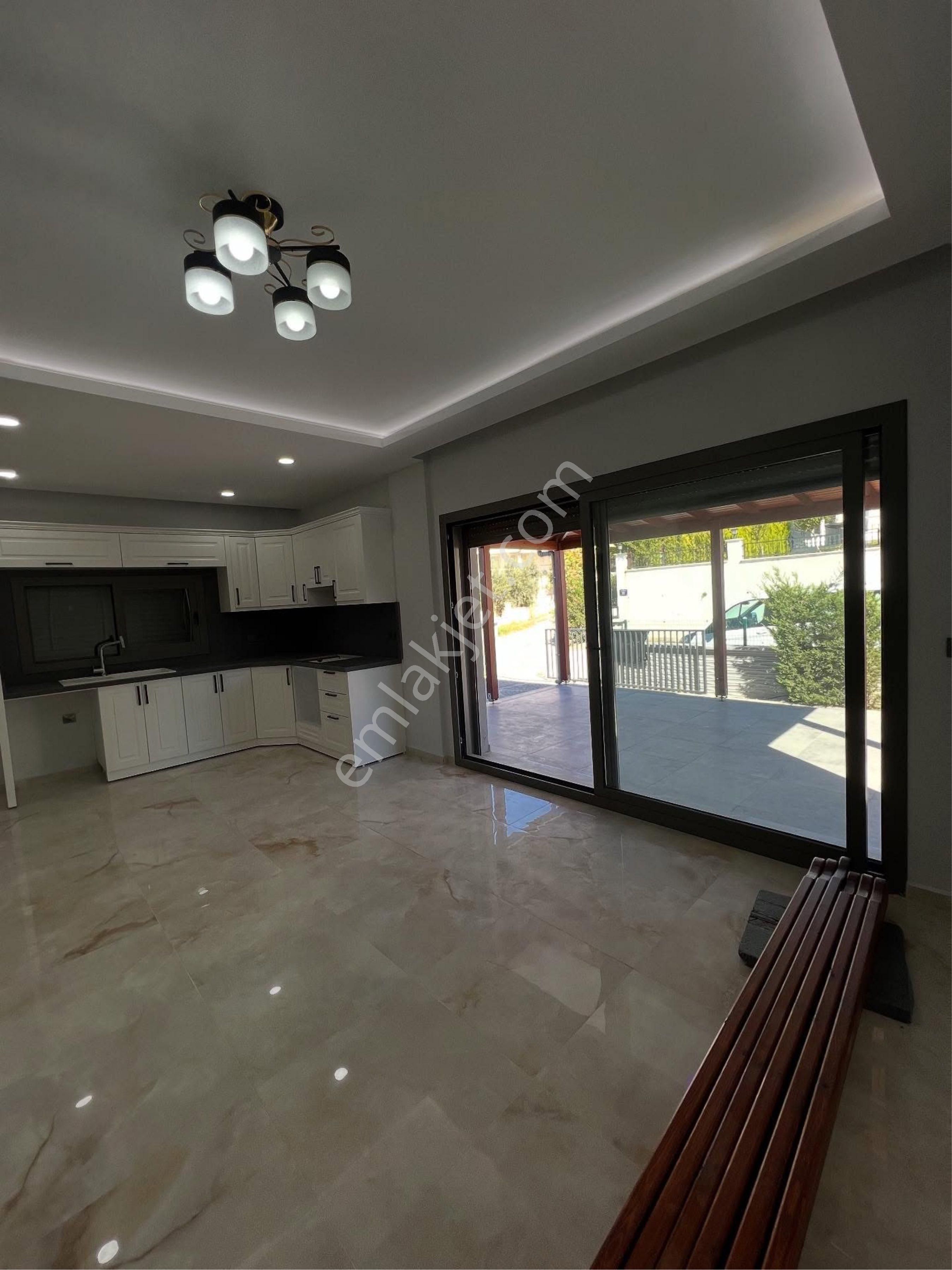 Kuşadası Soğucak’ta 5+1 Satılık Tam Müstakil Villa - Görsel 30