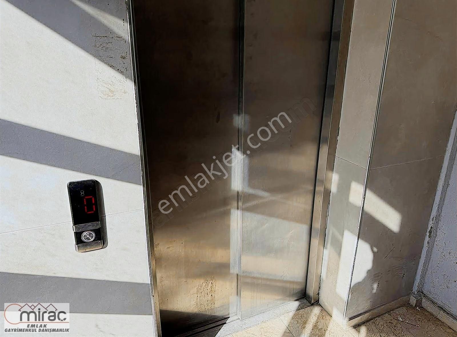 Ana Yol Üzeri Asansörlü Dubleks Daire - Görsel 4