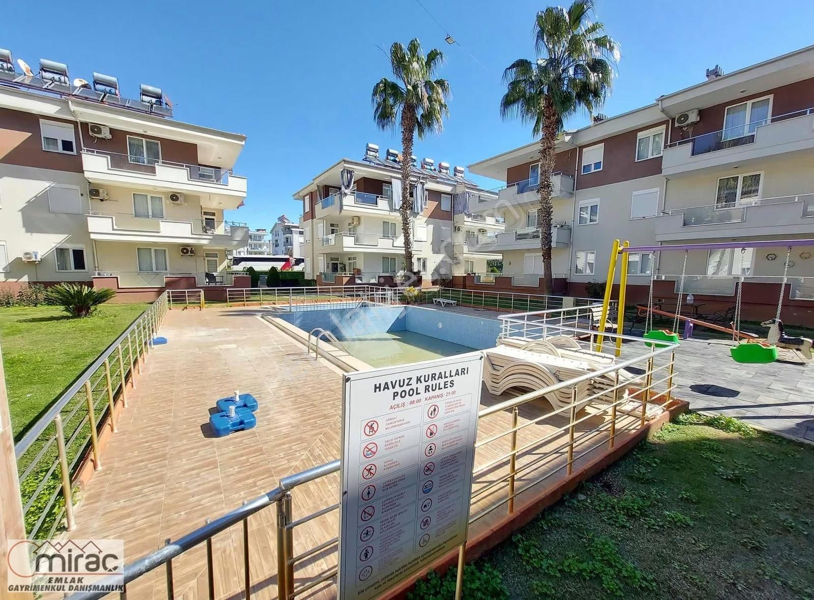 Sarılar Mahallesinin En Güzel Sitesinde Süper Daire - Görsel 21