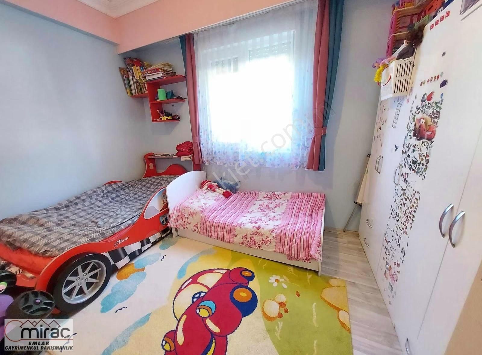 Sarılar Mahallesinin En Güzel Sitesinde Süper Daire - Görsel 16