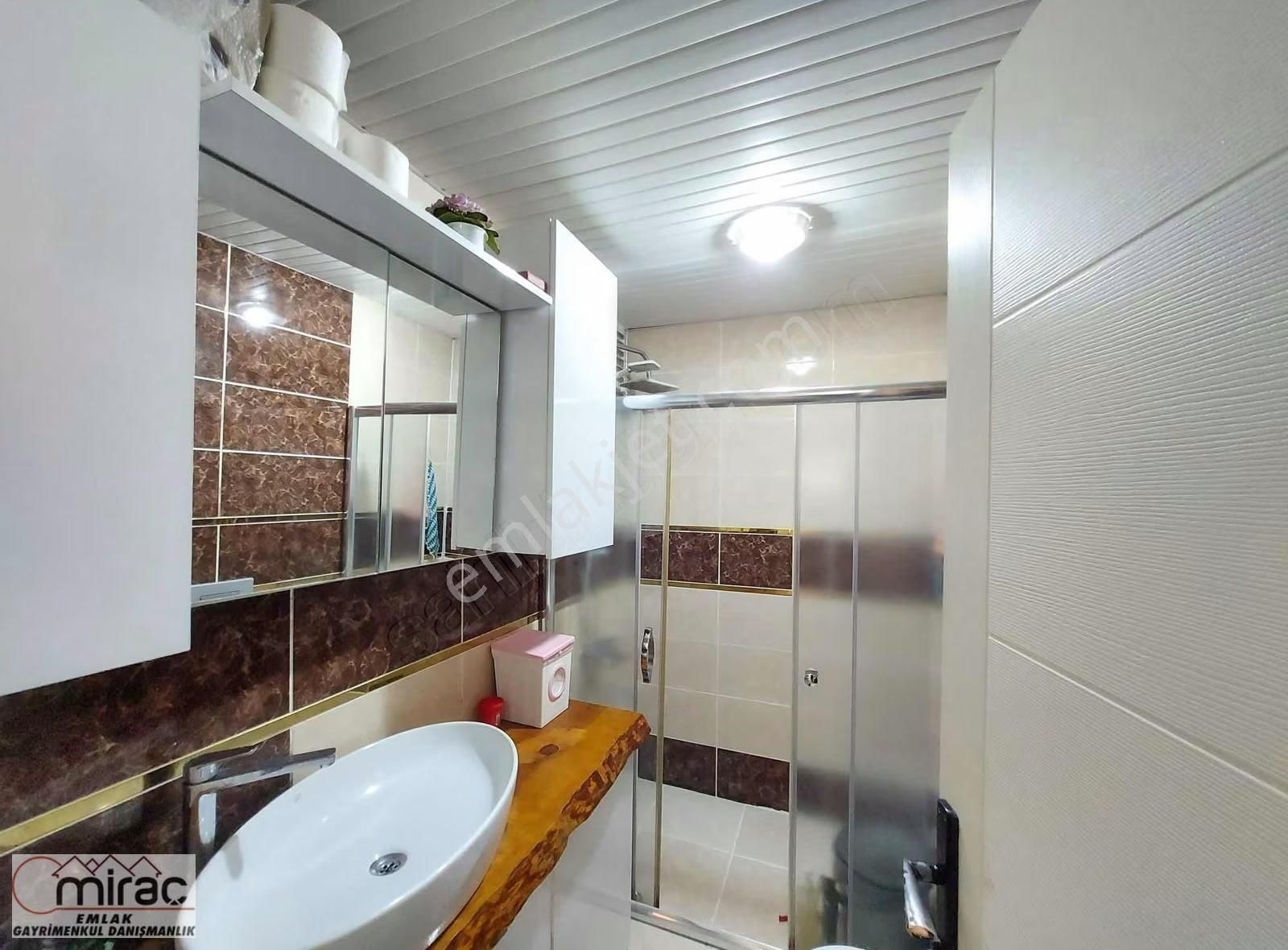 Sarılar Mahallesinin En Güzel Sitesinde Süper Daire - Görsel 8