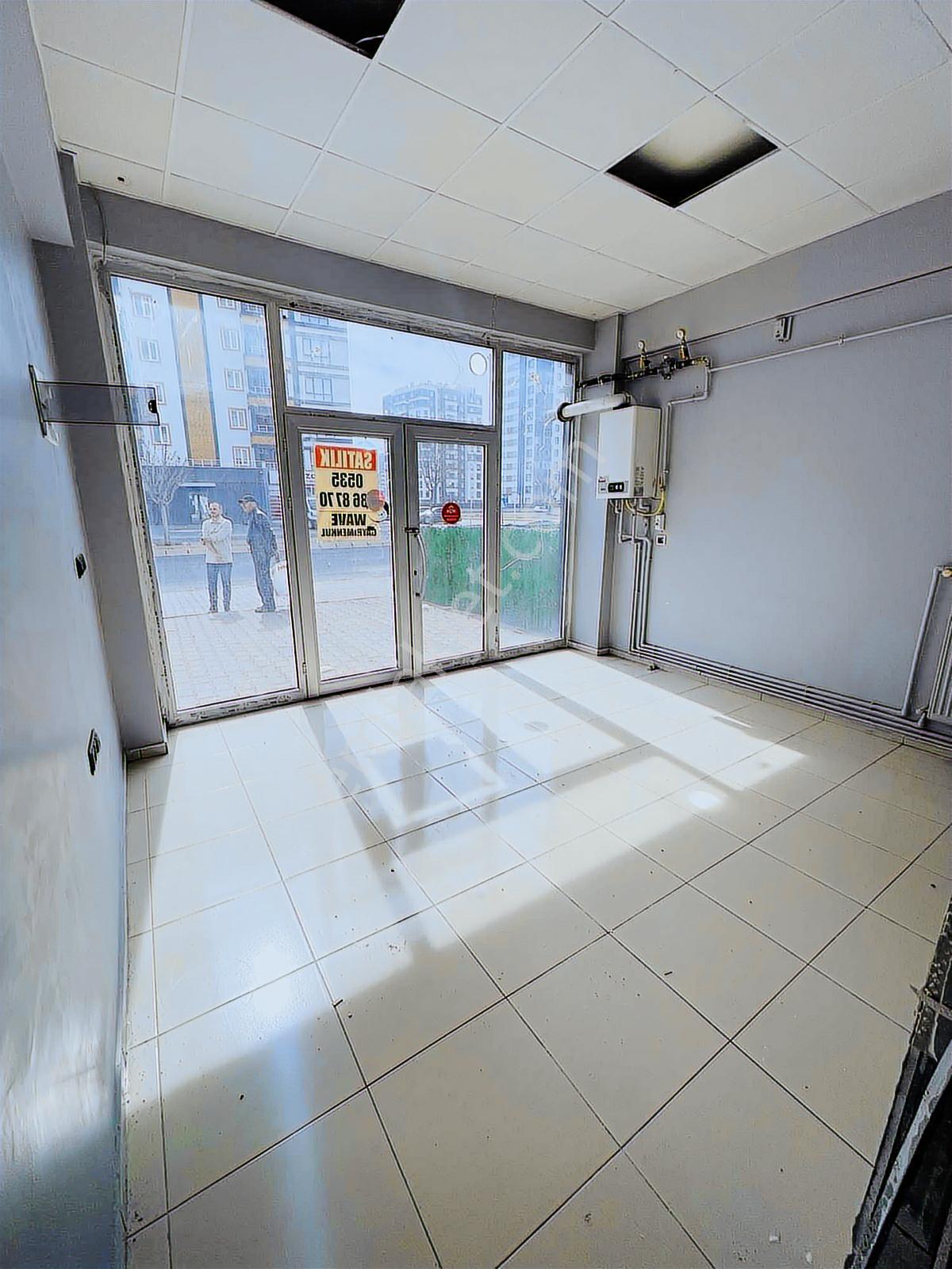 Wave Gayrimenkul'den Yakut'da 250 M2 Ana Cadde Üzeri İşyeri.... - Görsel 17