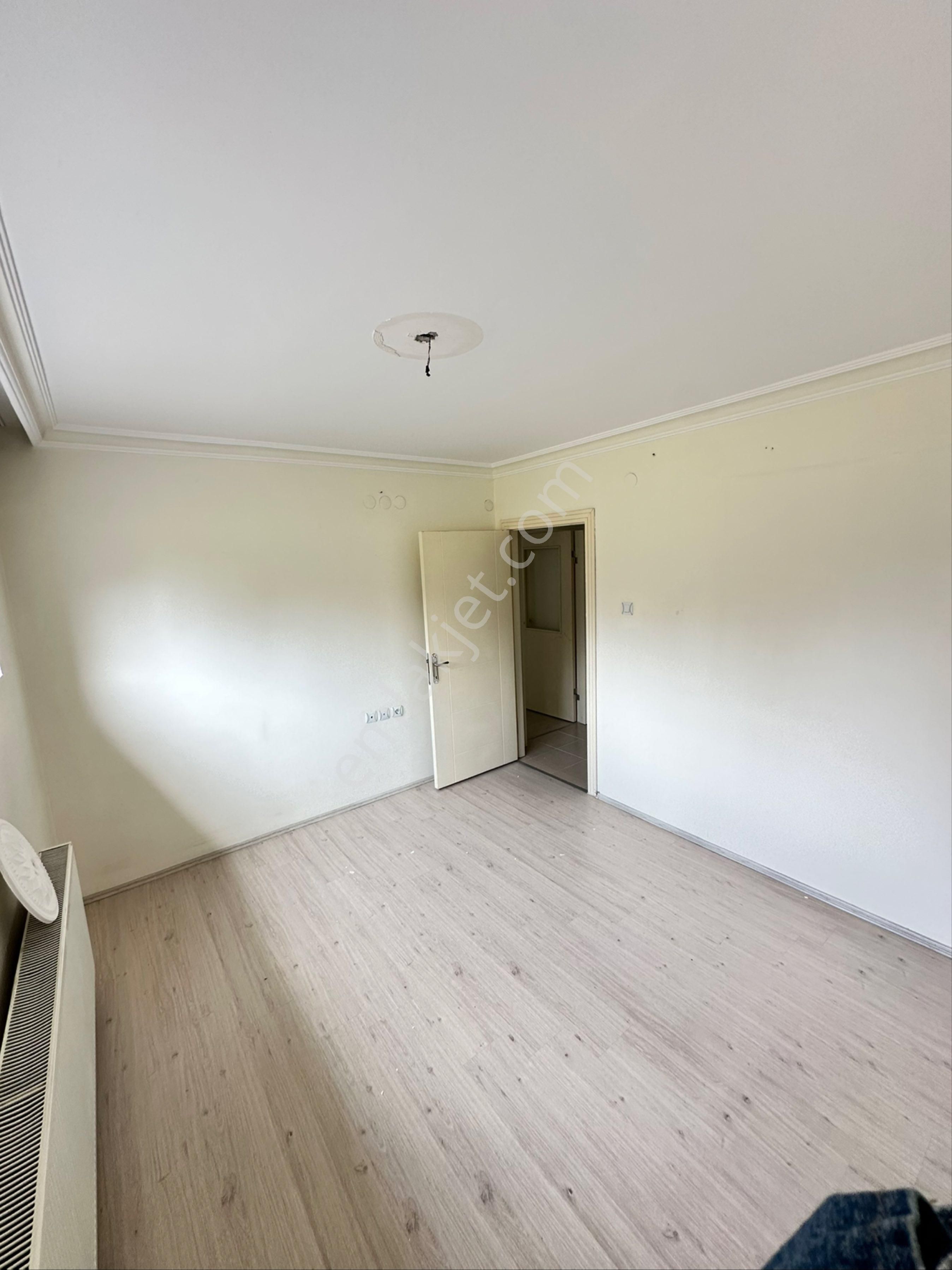Karapürçekte Kiralık 2+1 Daire - Görsel 13