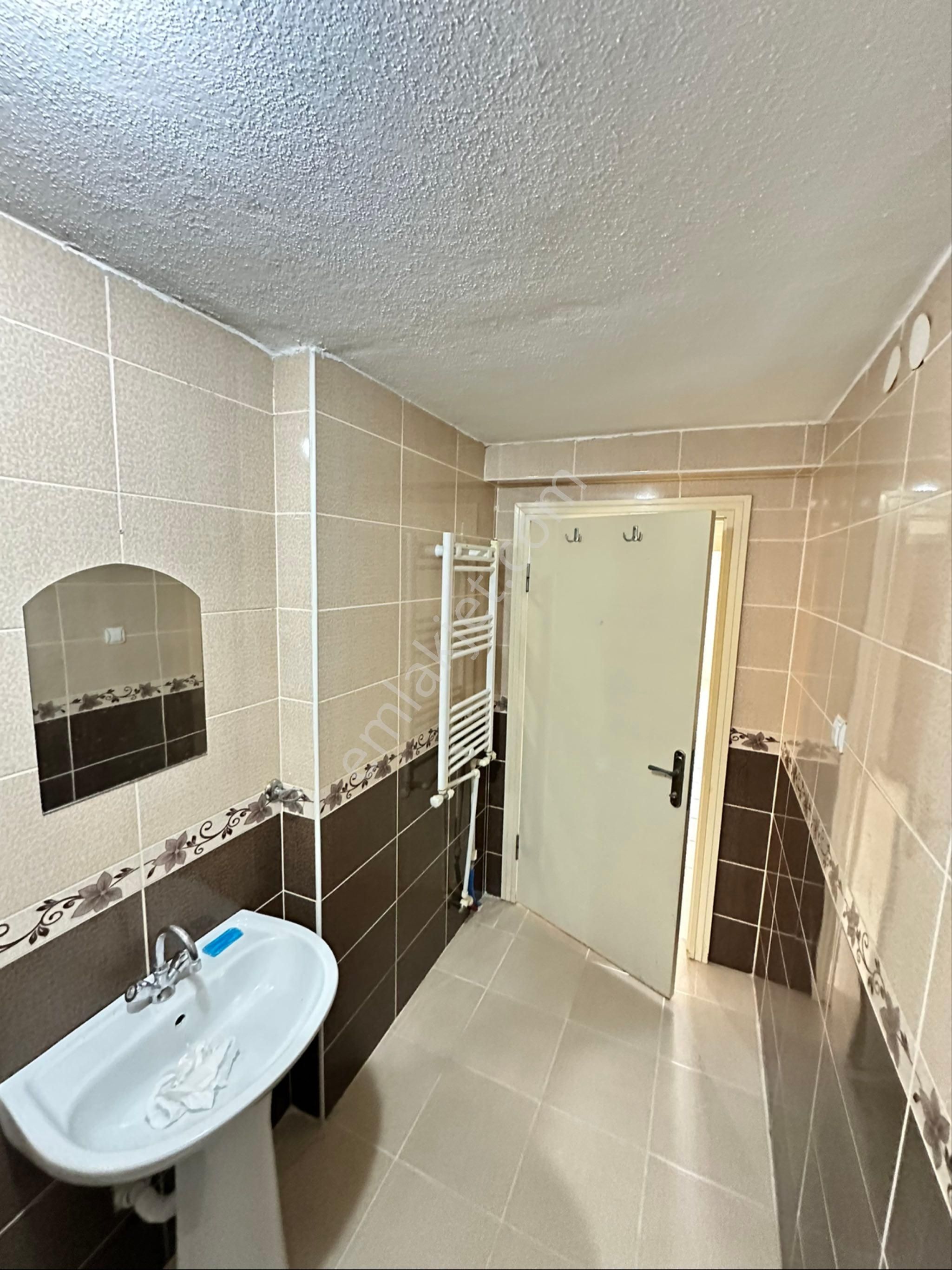 Karapürçekte Kiralık 2+1 Daire - Görsel 18