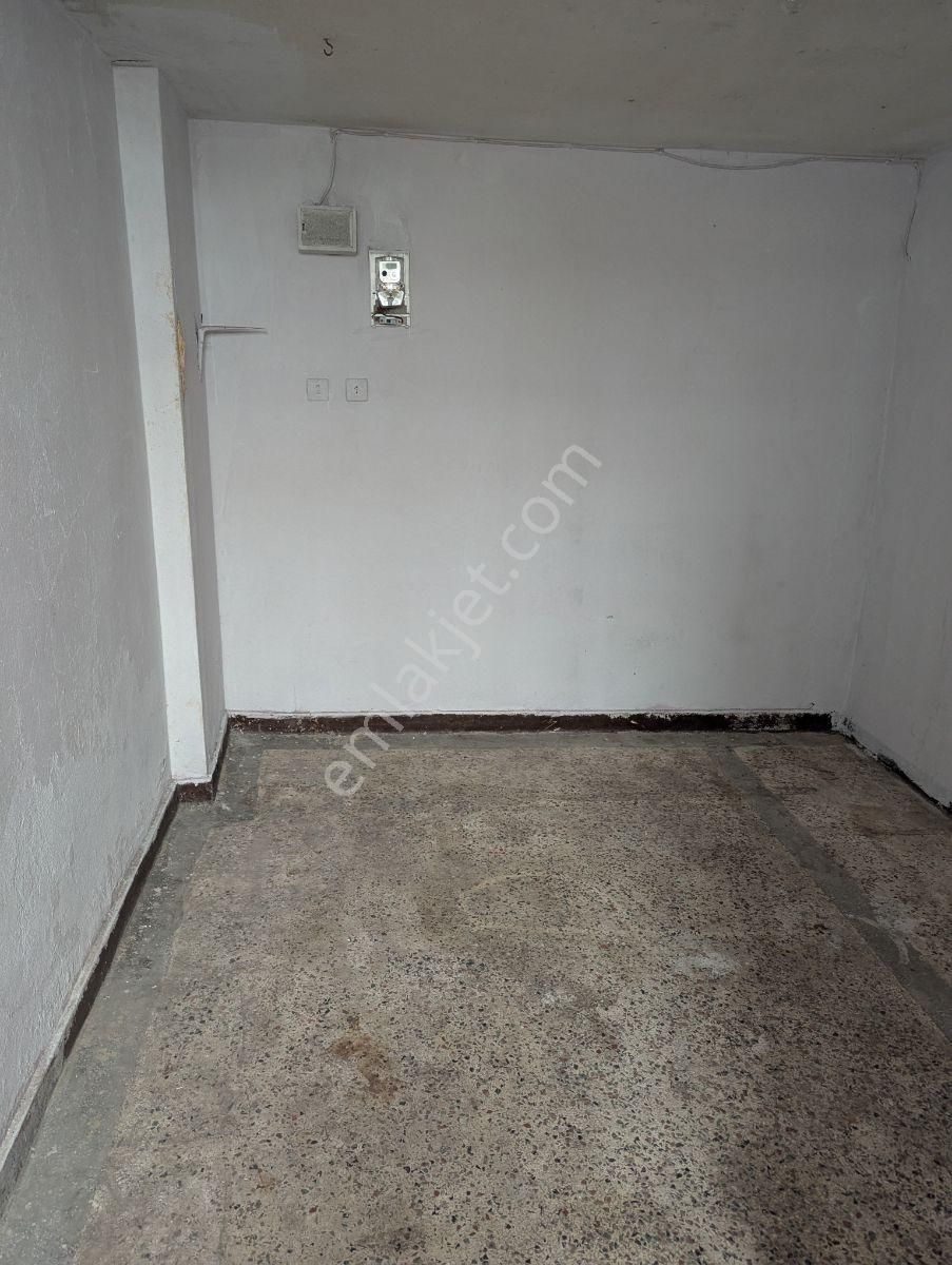 Kocamustafapaşa Alıpaşa Kurusebil Sk'ta Satılık Depolu Dükkan - Görsel 8