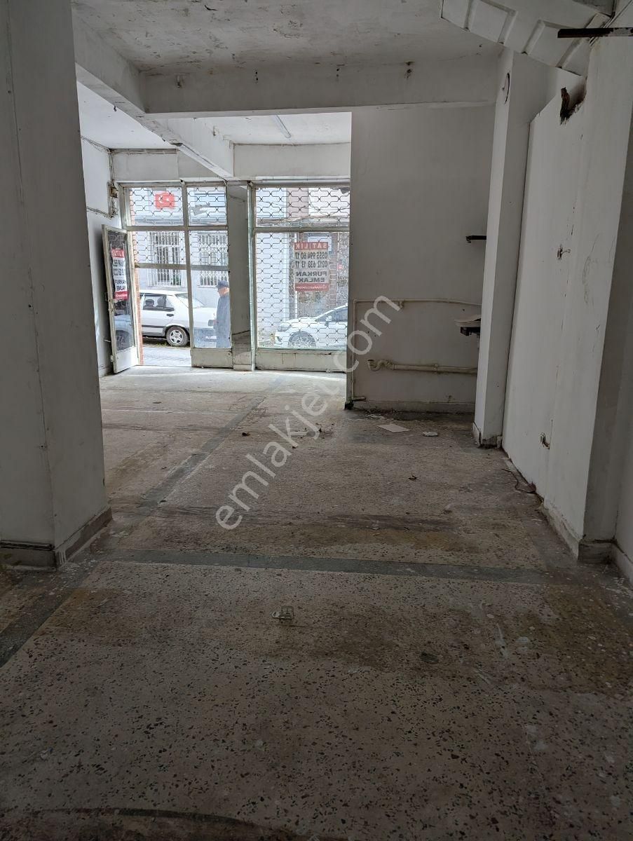 Kocamustafapaşa Alıpaşa Kurusebil Sk'ta Satılık Depolu Dükkan - Görsel 4