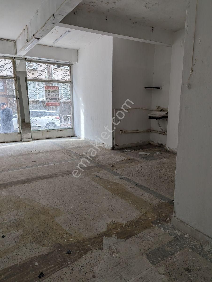 Kocamustafapaşa Alıpaşa Kurusebil Sk'ta Satılık Depolu Dükkan - Görsel 12