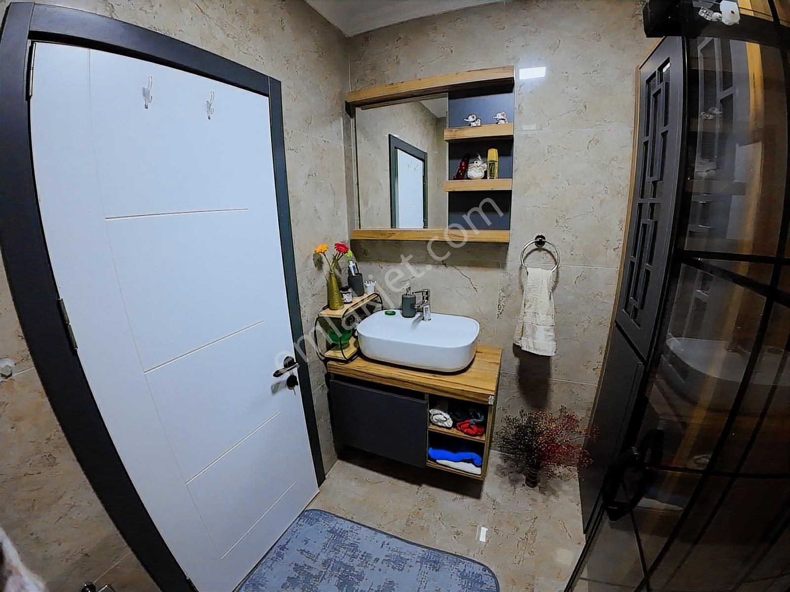 Çamlık Mahallesinde 2. Koya Yürüme Mesafesinde Satılık 4+1 Villa - Görsel 10