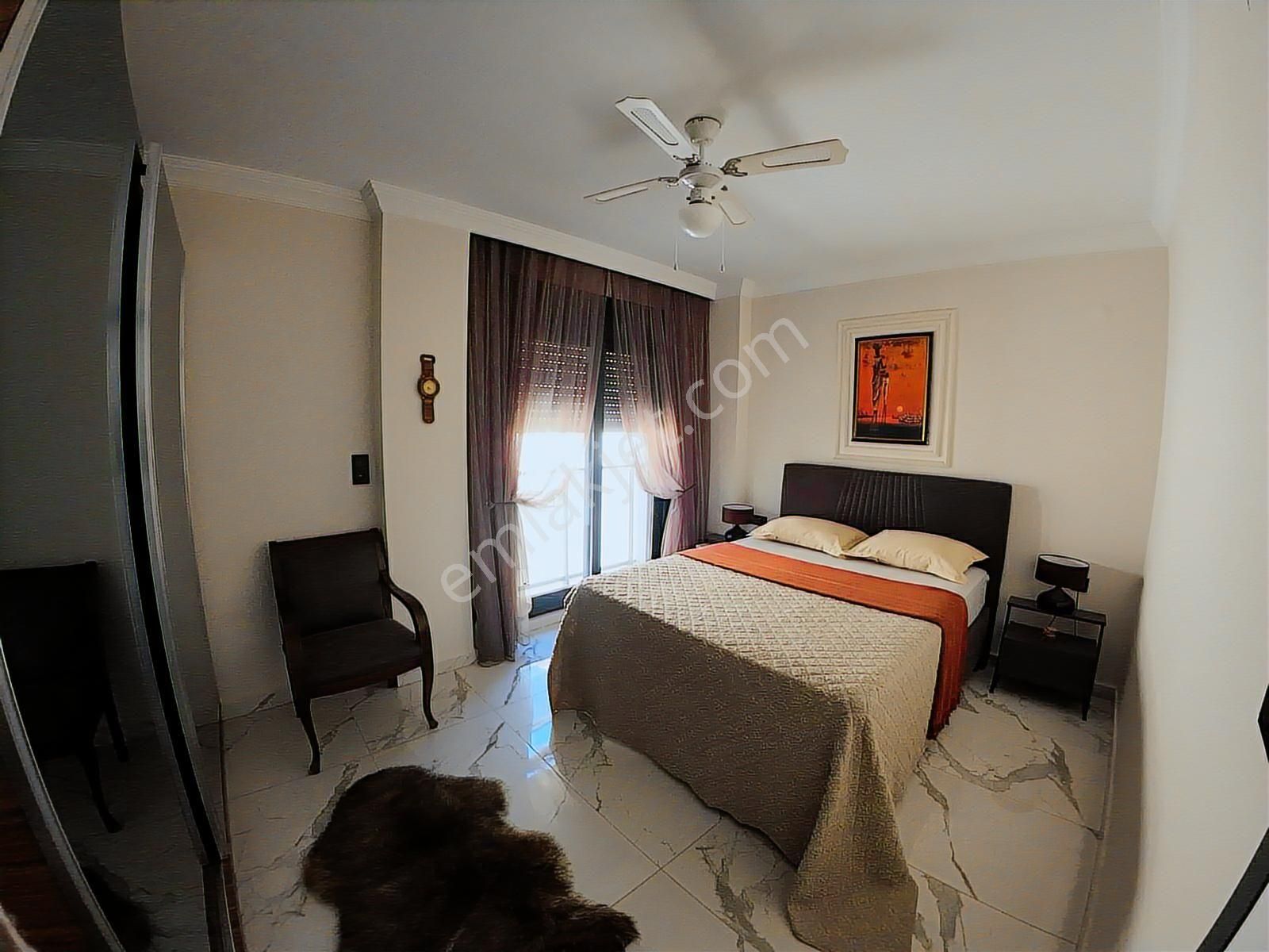 Çamlık Mahallesinde 2. Koya Yürüme Mesafesinde Satılık 4+1 Villa - Görsel 6