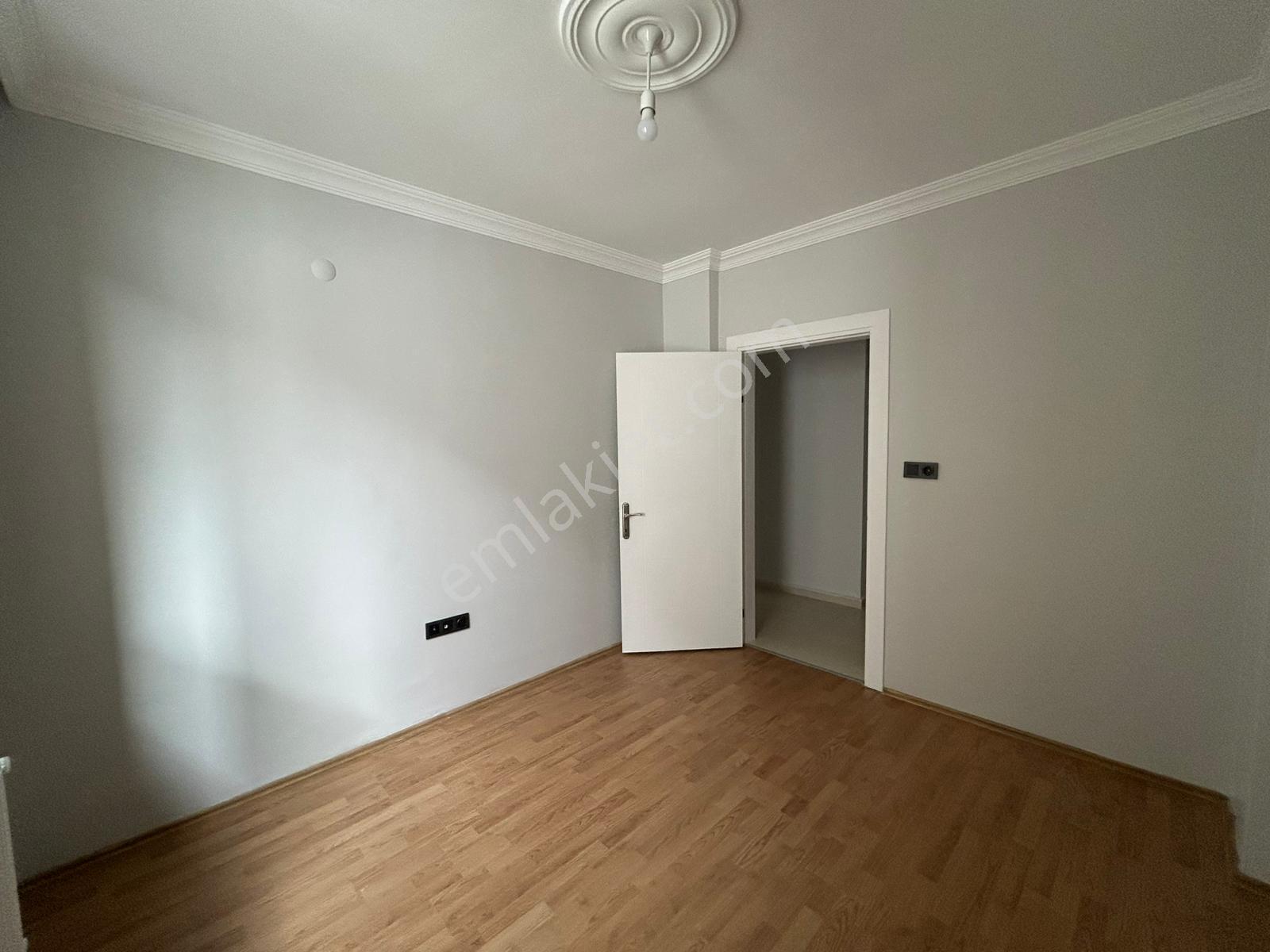 Karakaş Mahallesi Stadyum Dibi Kiralık 2+1 Arakat Daire - Görsel 13