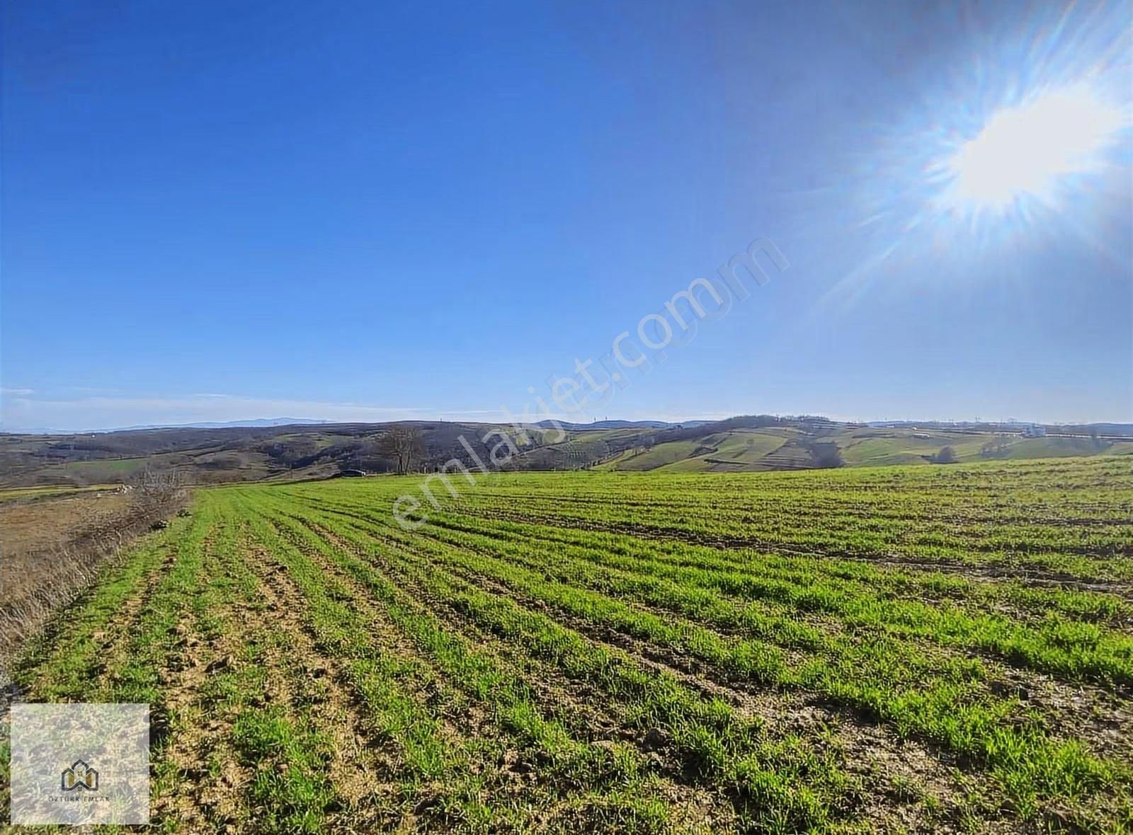İzmit Kaynarcada 2823m2 Yolu Açık Doğa Manzaralı Tarla
