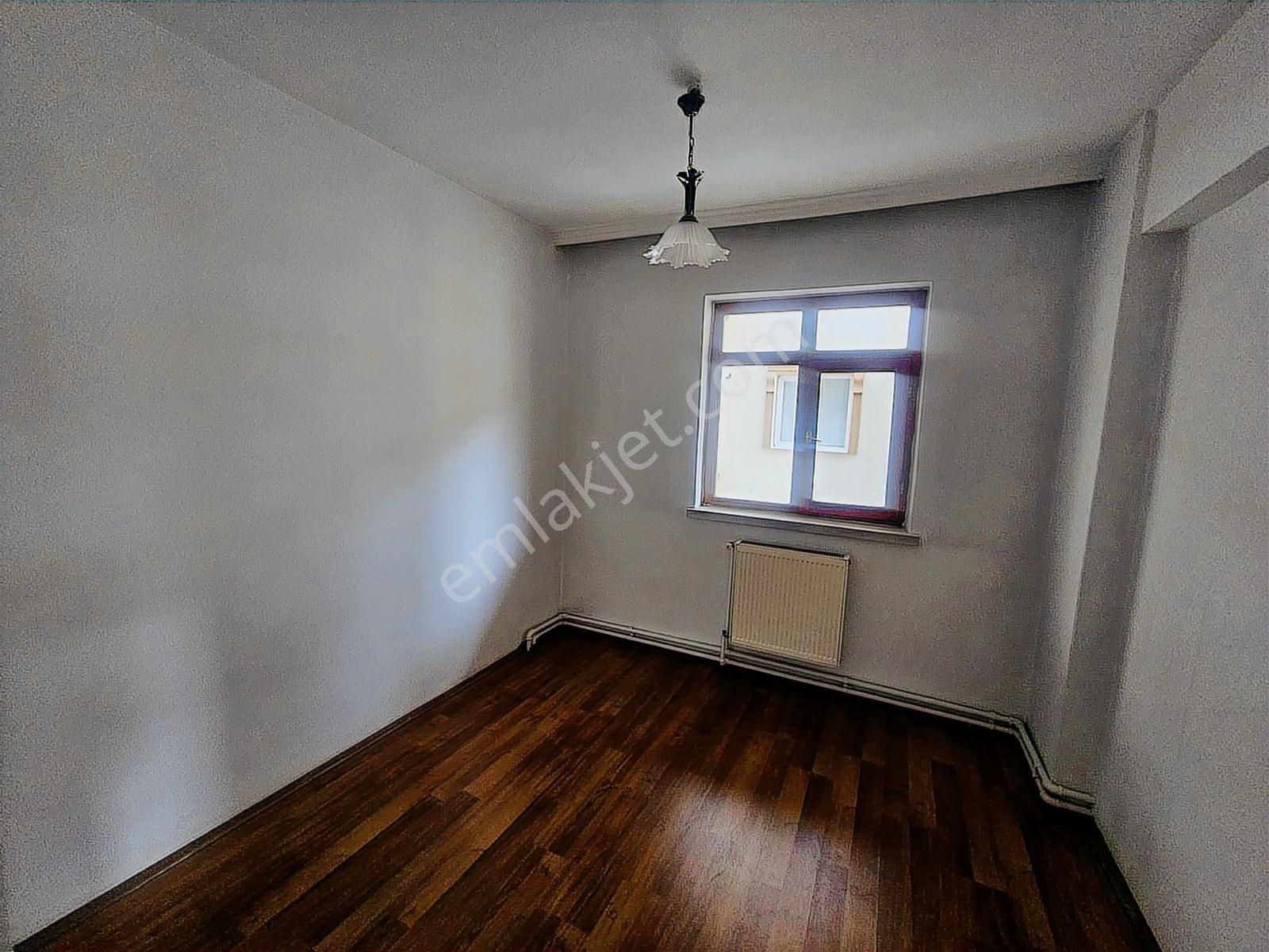 Şimşek'ten Ayvalı Merkez Cami Yakını 110m2 1.kat 3+1 Kiralık - Görsel 11