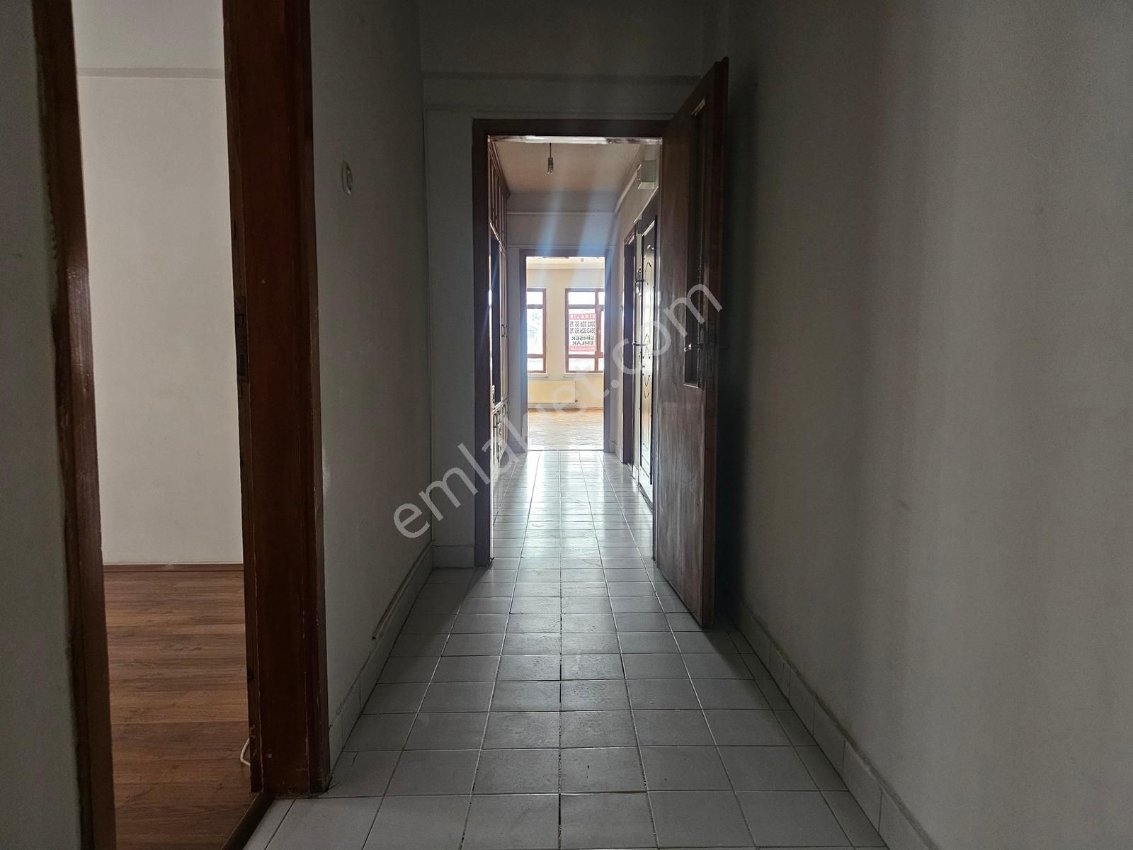 Şimşek'ten Ayvalı Merkez Cami Yakını 110m2 1.kat 3+1 Kiralık - Görsel 13