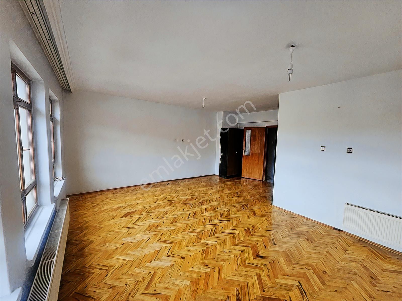 Şimşek'ten Ayvalı Merkez Cami Yakını 110m2 1.kat 3+1 Kiralık - Görsel 15